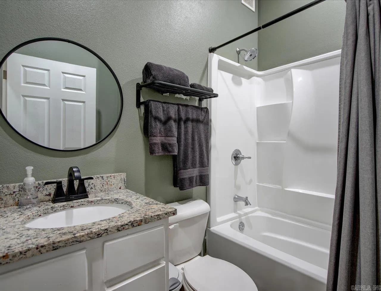 Property at 275  Asbury - Image 16