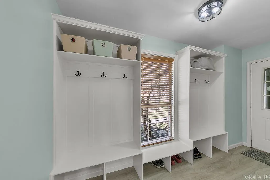 Property at 17  Wildwood - Image 26