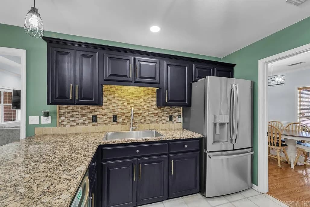 Property at 17  Wildwood - Image 24