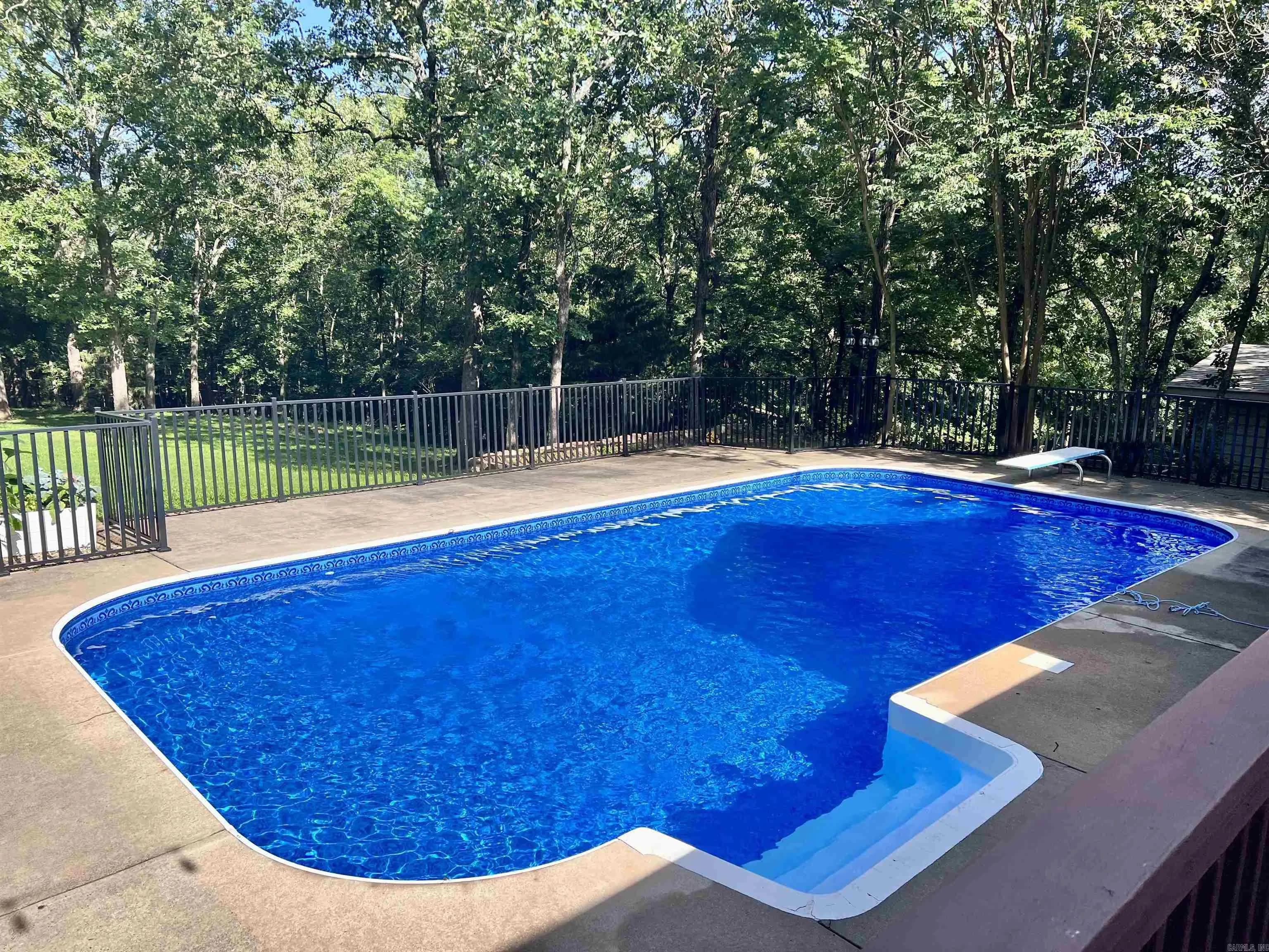 Property at 17  Wildwood - Image 2