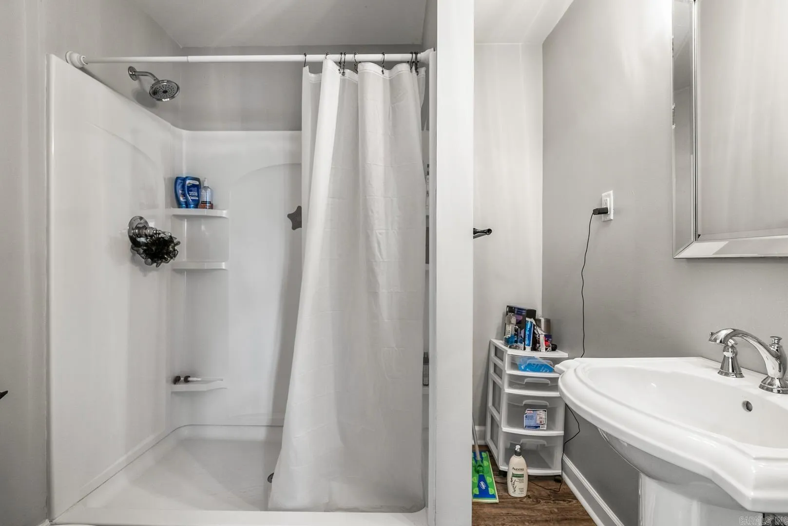 Property at 16  Crestview - Image 49