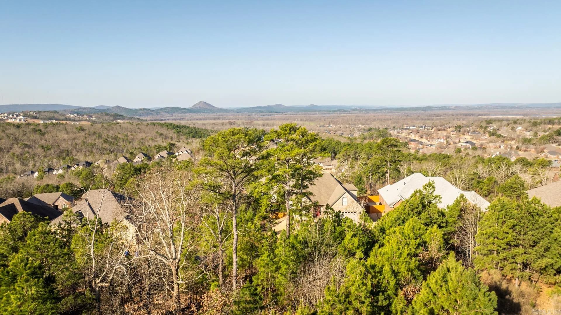 Property at 16  Crestview - Image 25