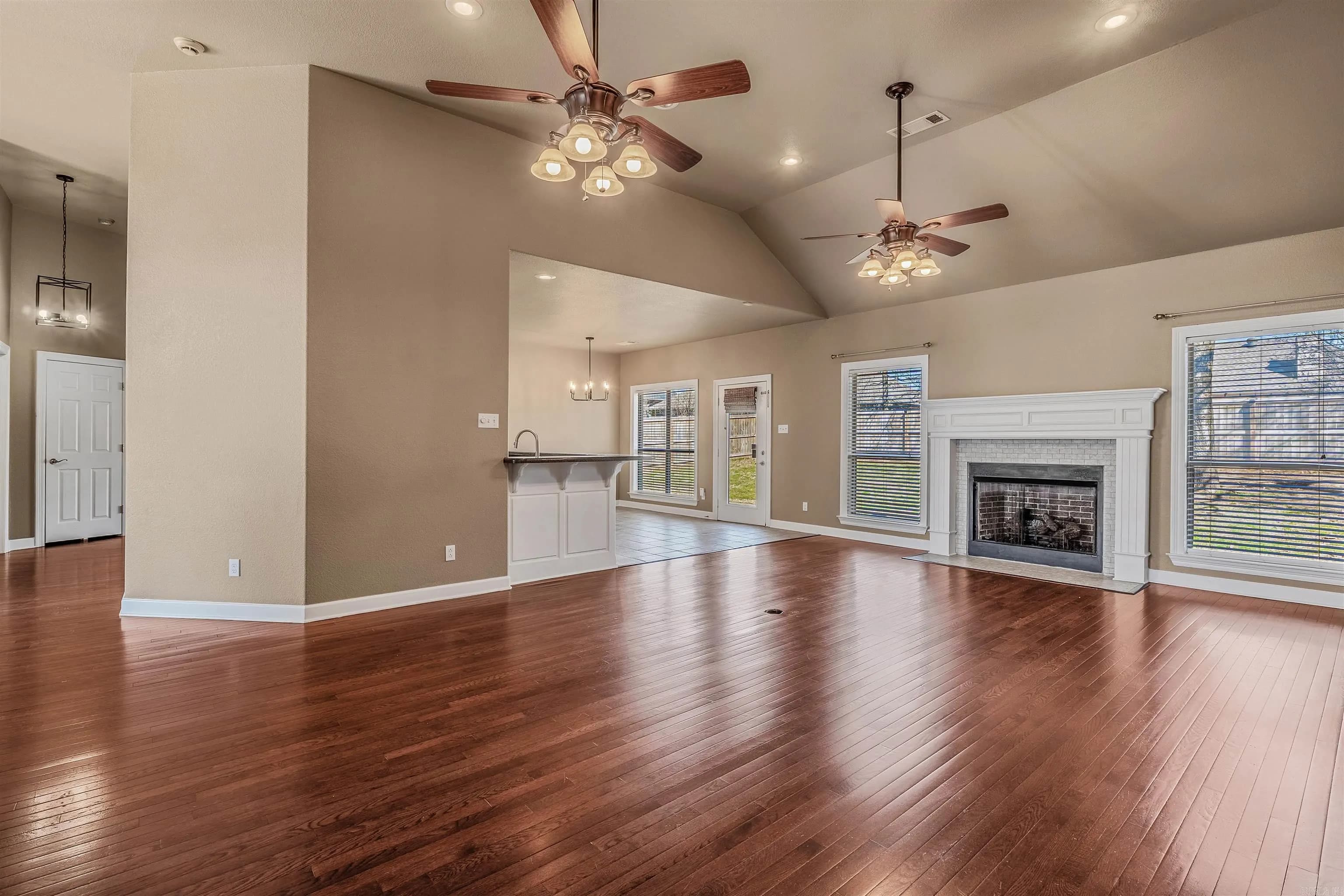 Property at 7136 E Ridge - Image 11