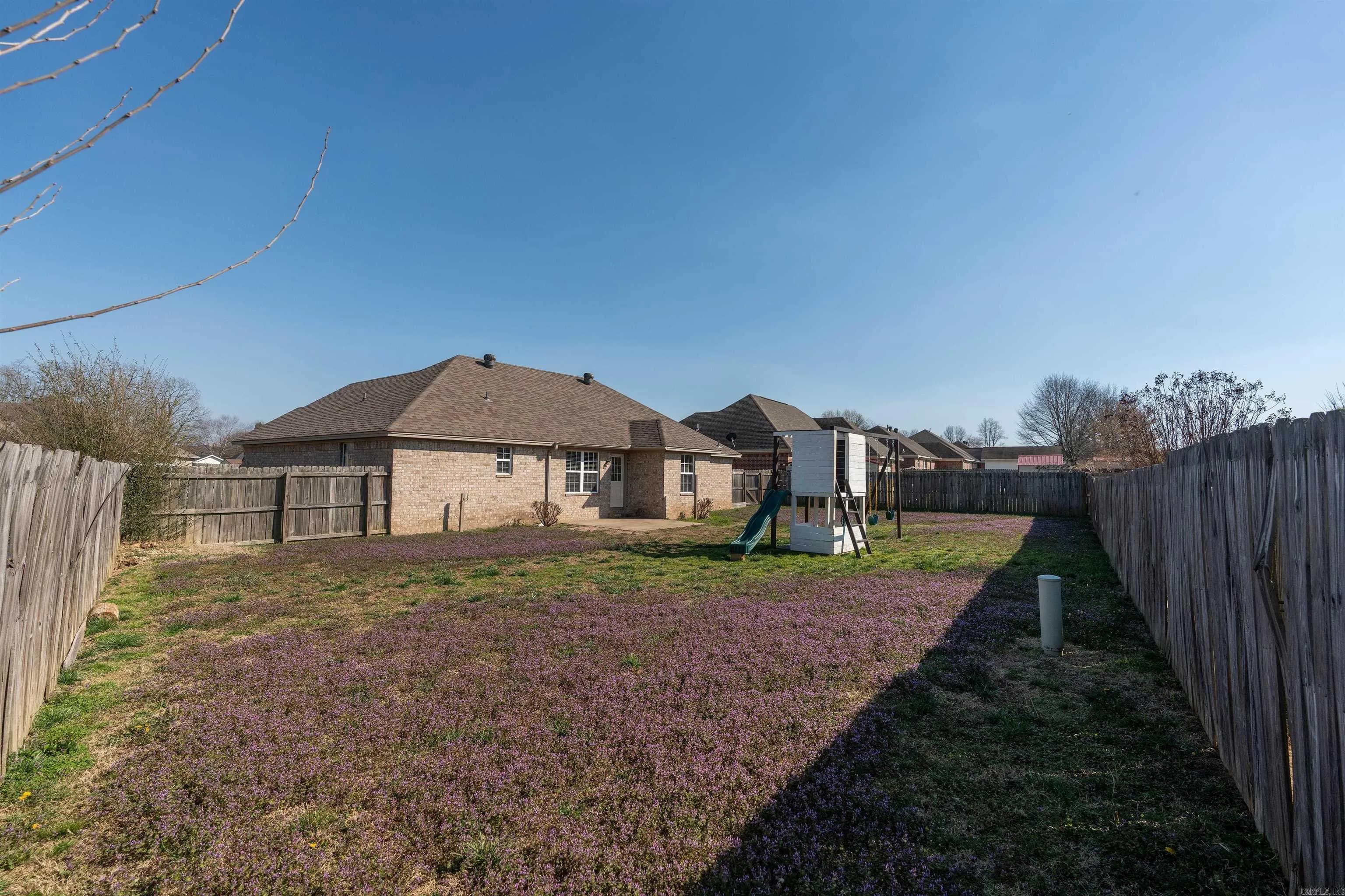 Property at 404  Craig - Image 31