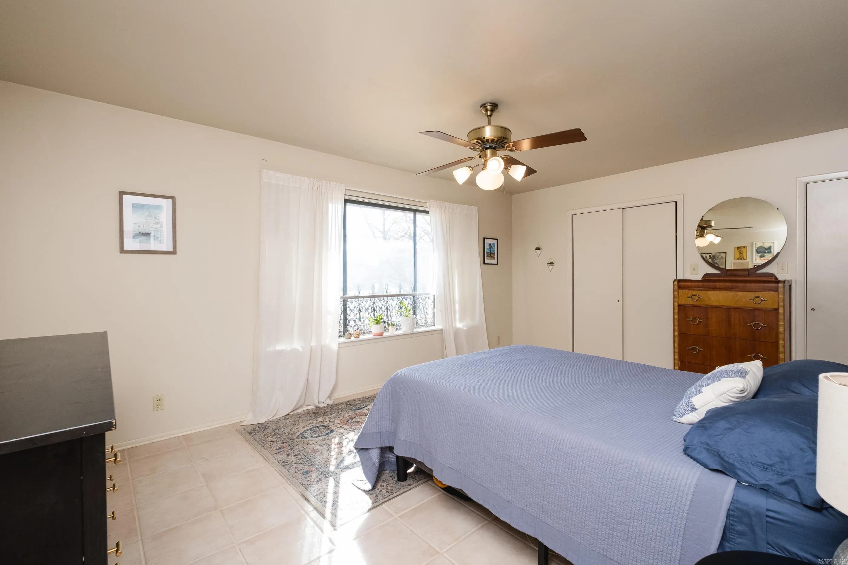 Property at 1009  Cherry hill - Image 23