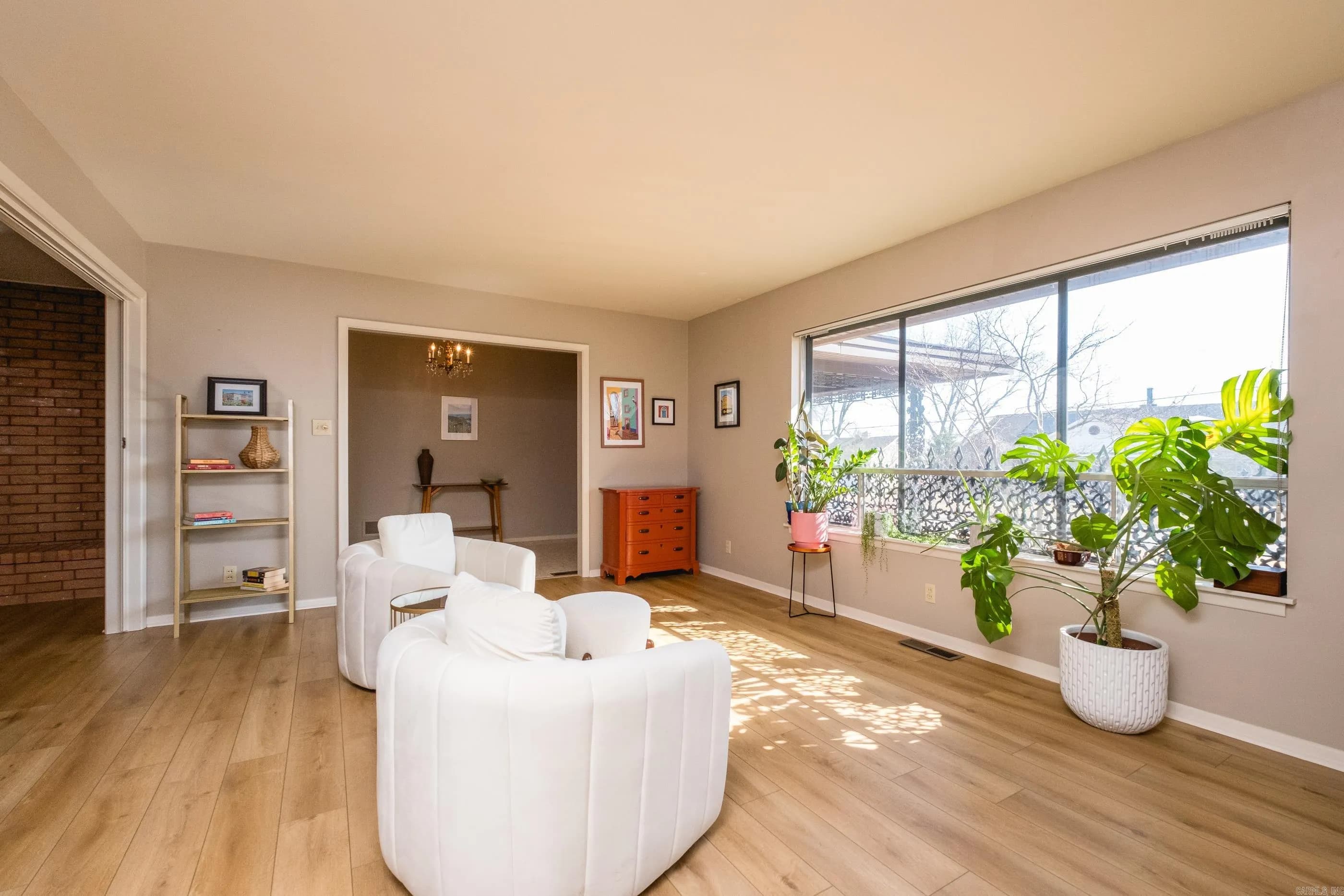 Property at 1009  Cherry hill - Image 9