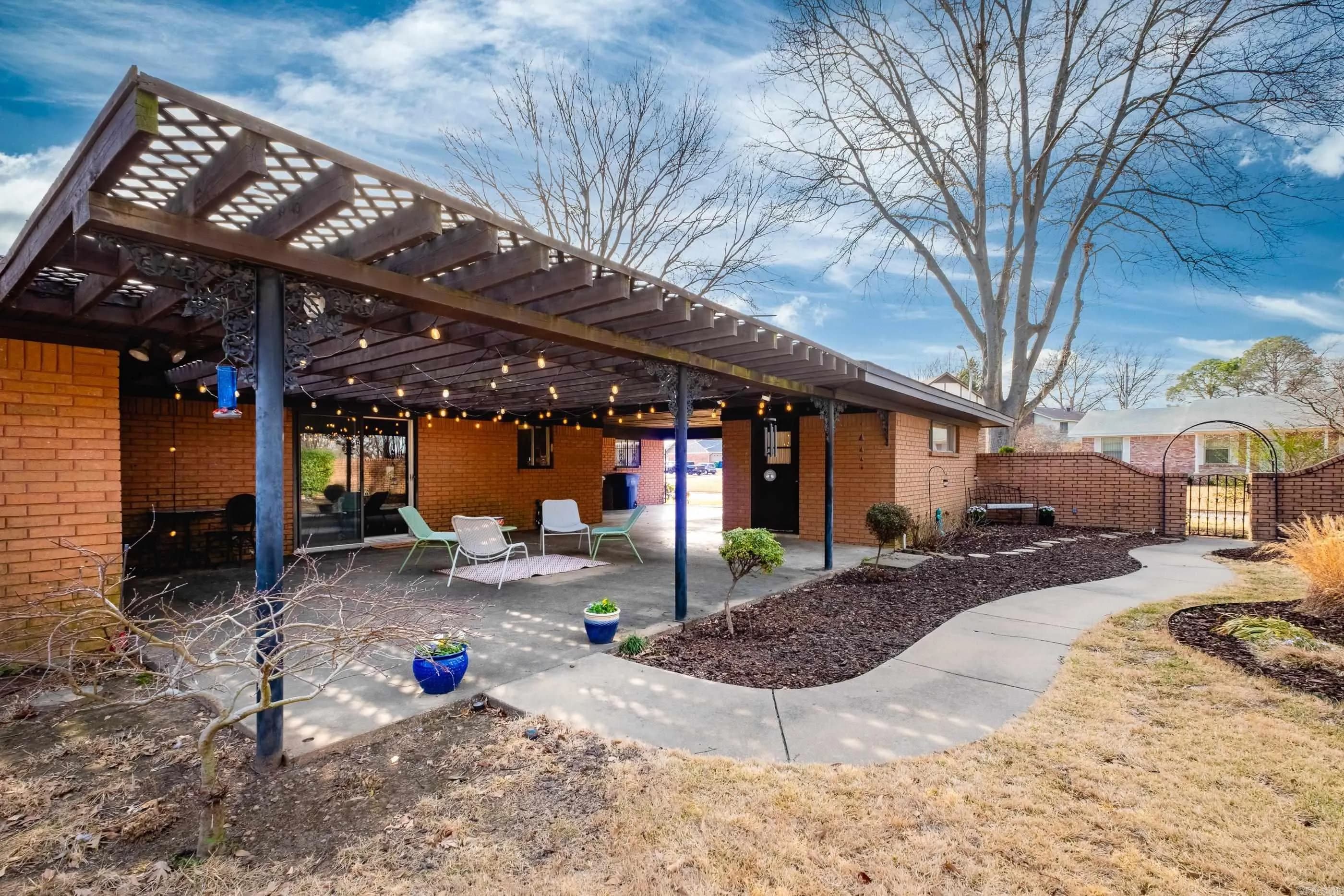 Property at 1009  Cherry hill - Image 45