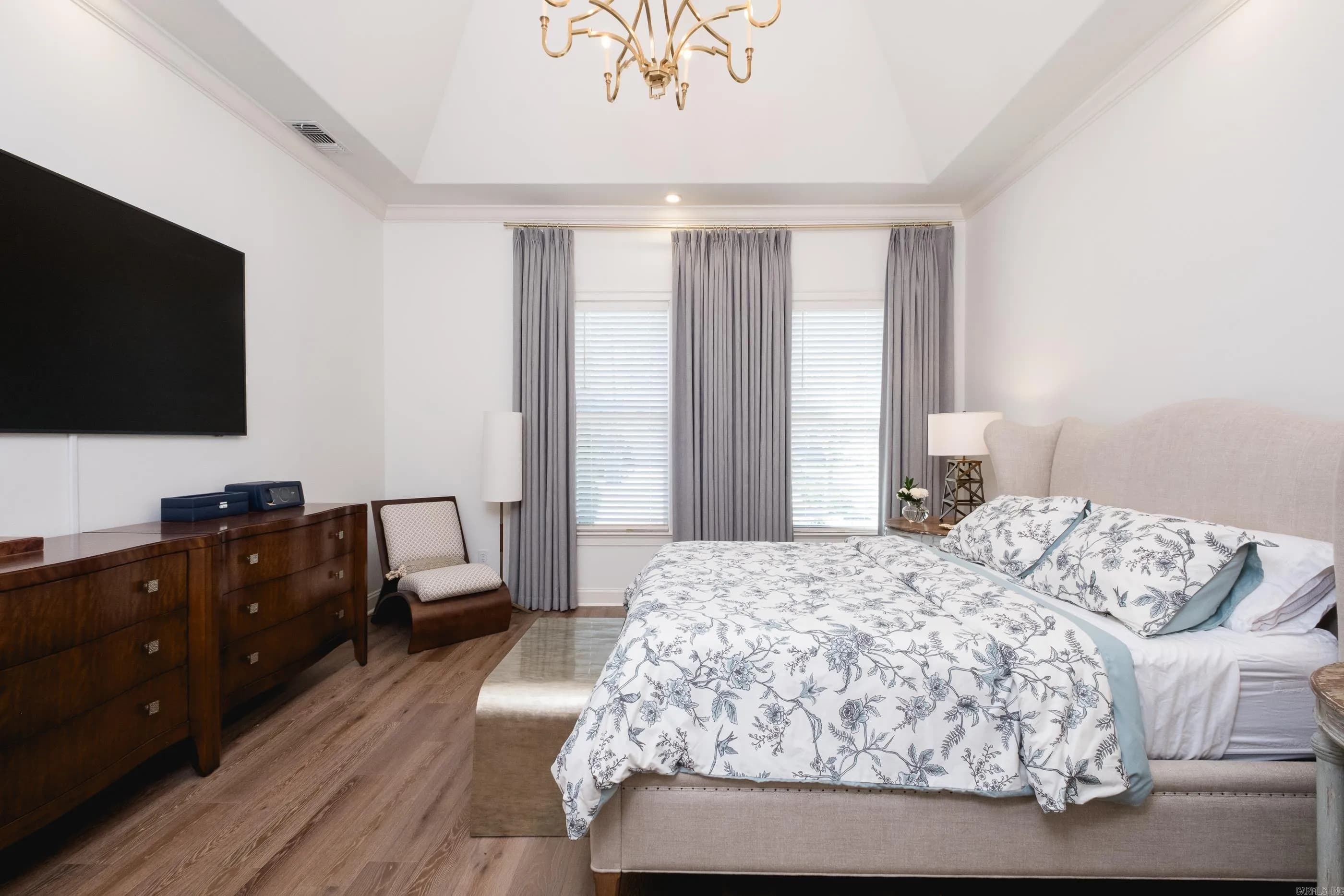 Property at 41  Wildwood - Image 37