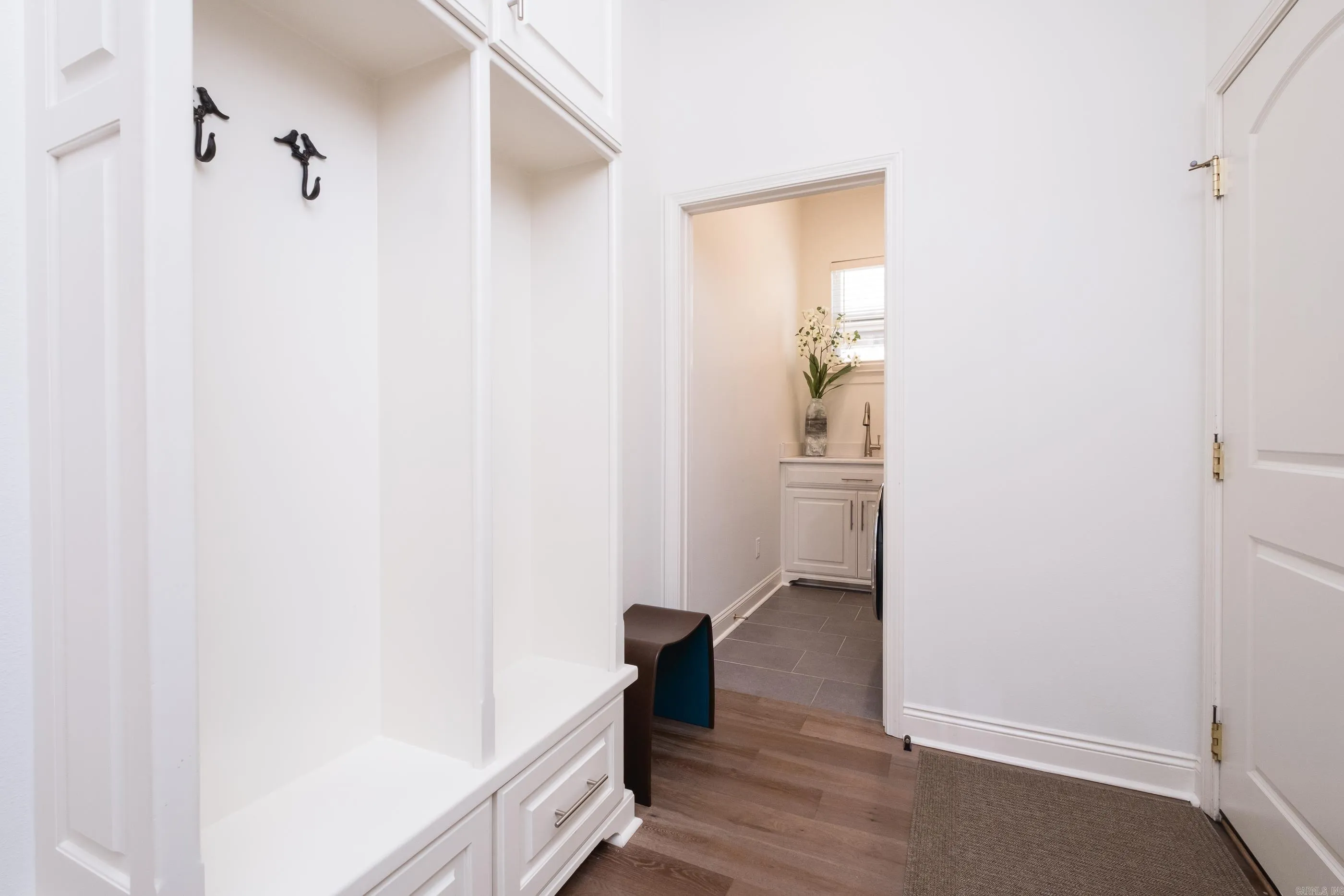 Property at 41  Wildwood - Image 32