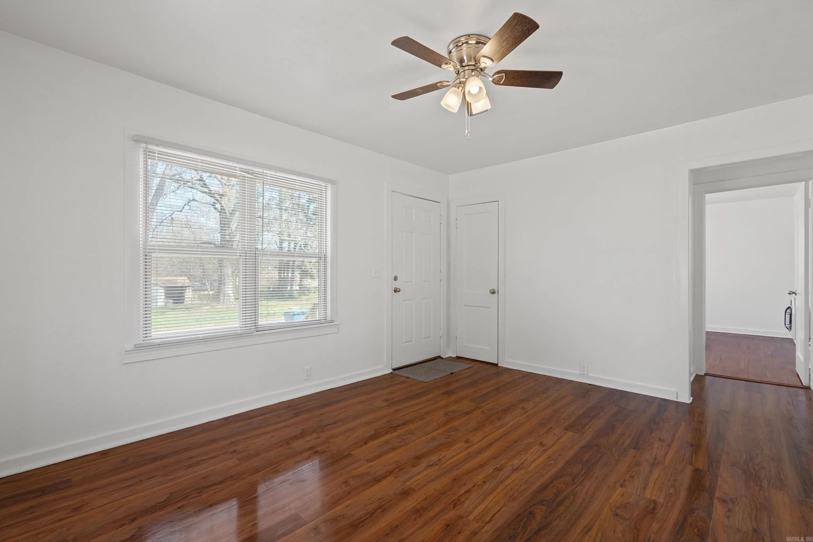 Property at 1501 E Highland - Image 7