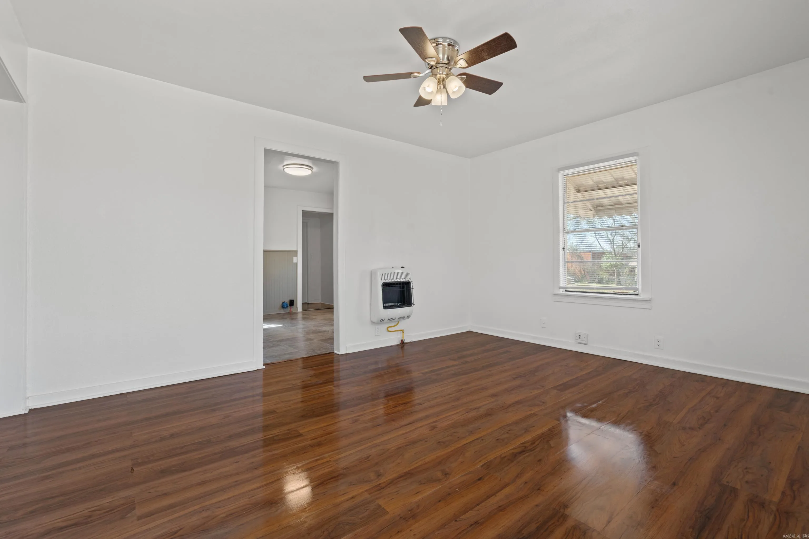 Property at 1501 E Highland - Image 5