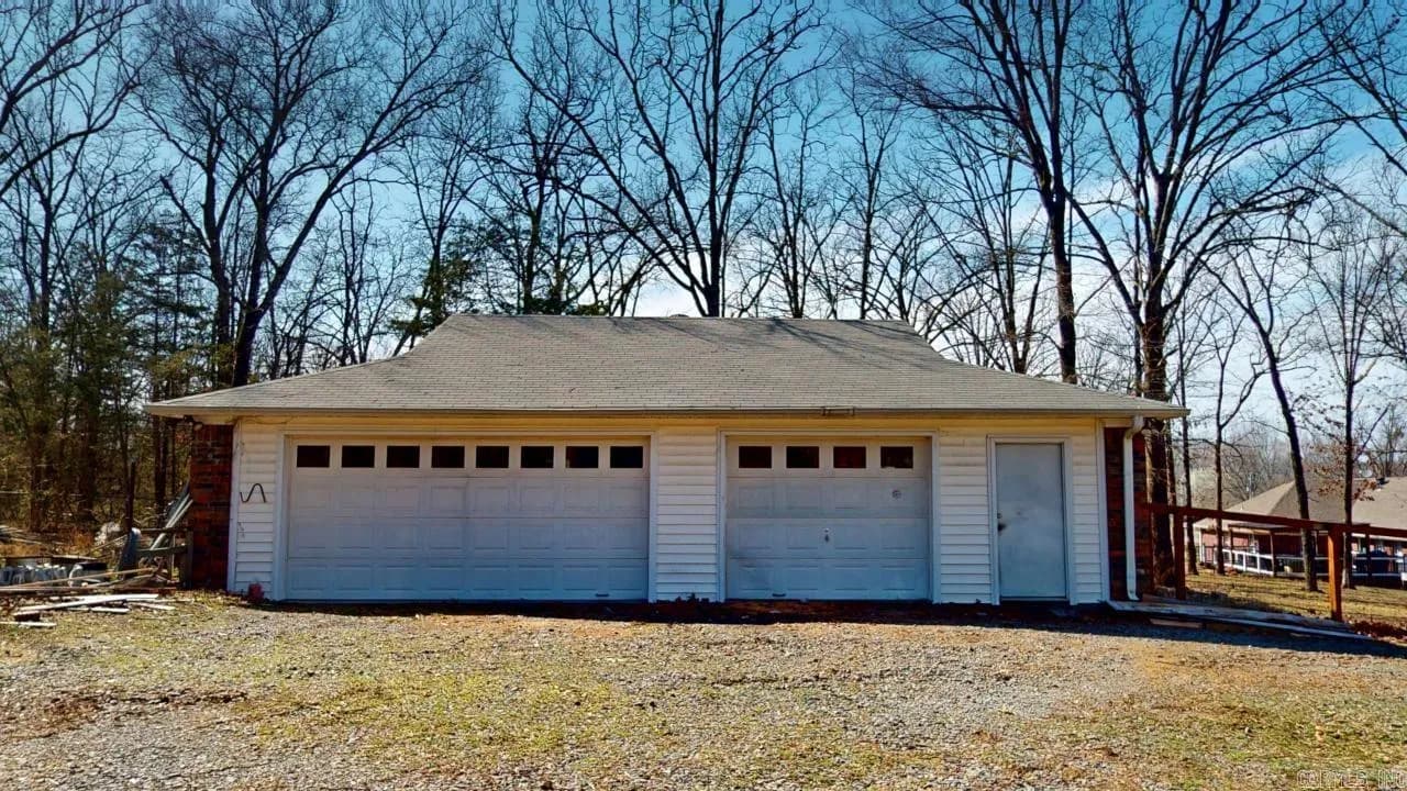 Property at 22  Fisher - Image 40