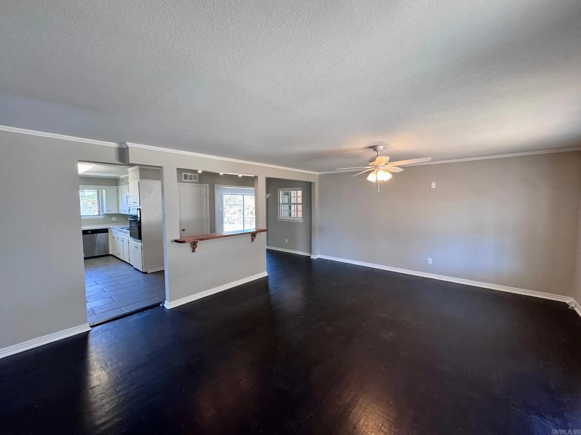 Property at 1100 N Coolidge - Image 7