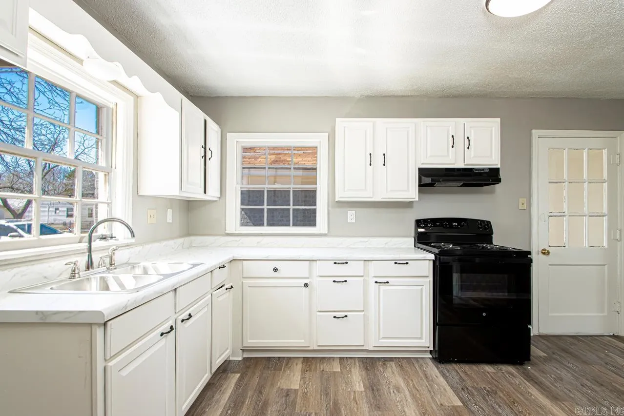 Property at 5300 W 30th - Image 7