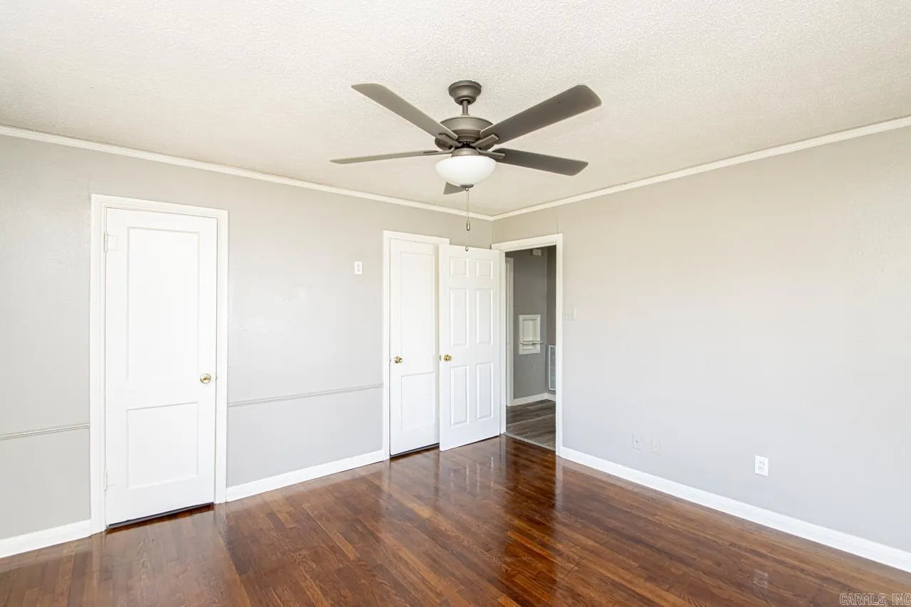 Property at 5300 W 30th - Image 16