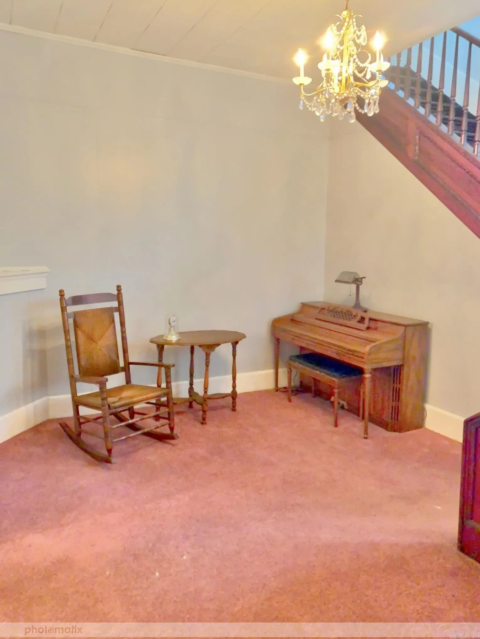 Property at 102 N Bradley - Image 10