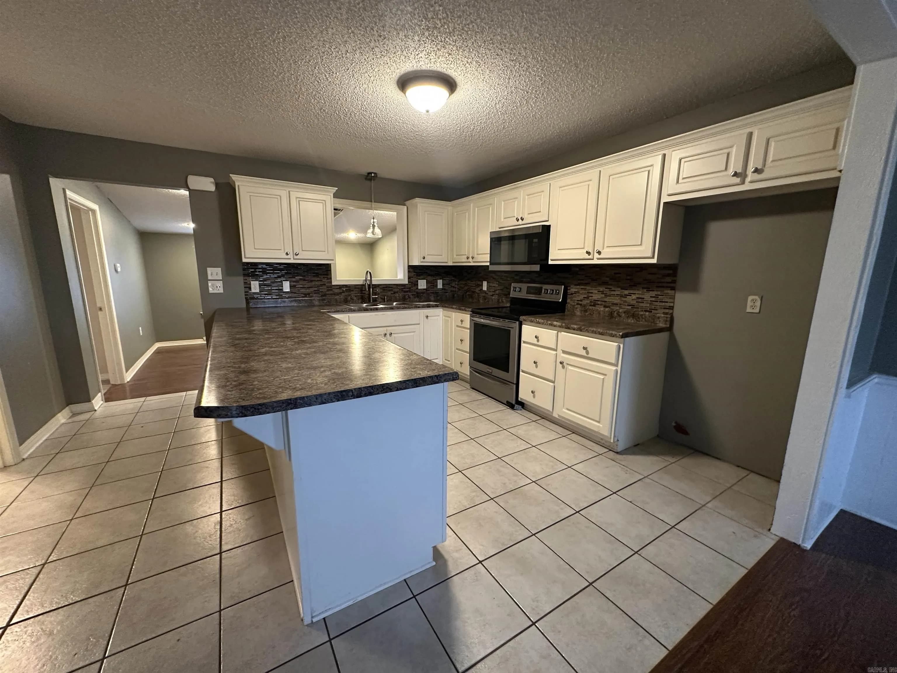 Property at 9 S Mt olive - Image 7