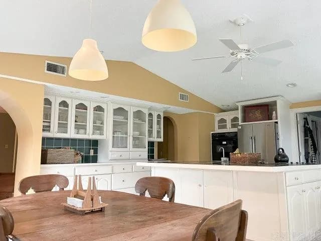 Property at 405  Turrentine way - Image 8