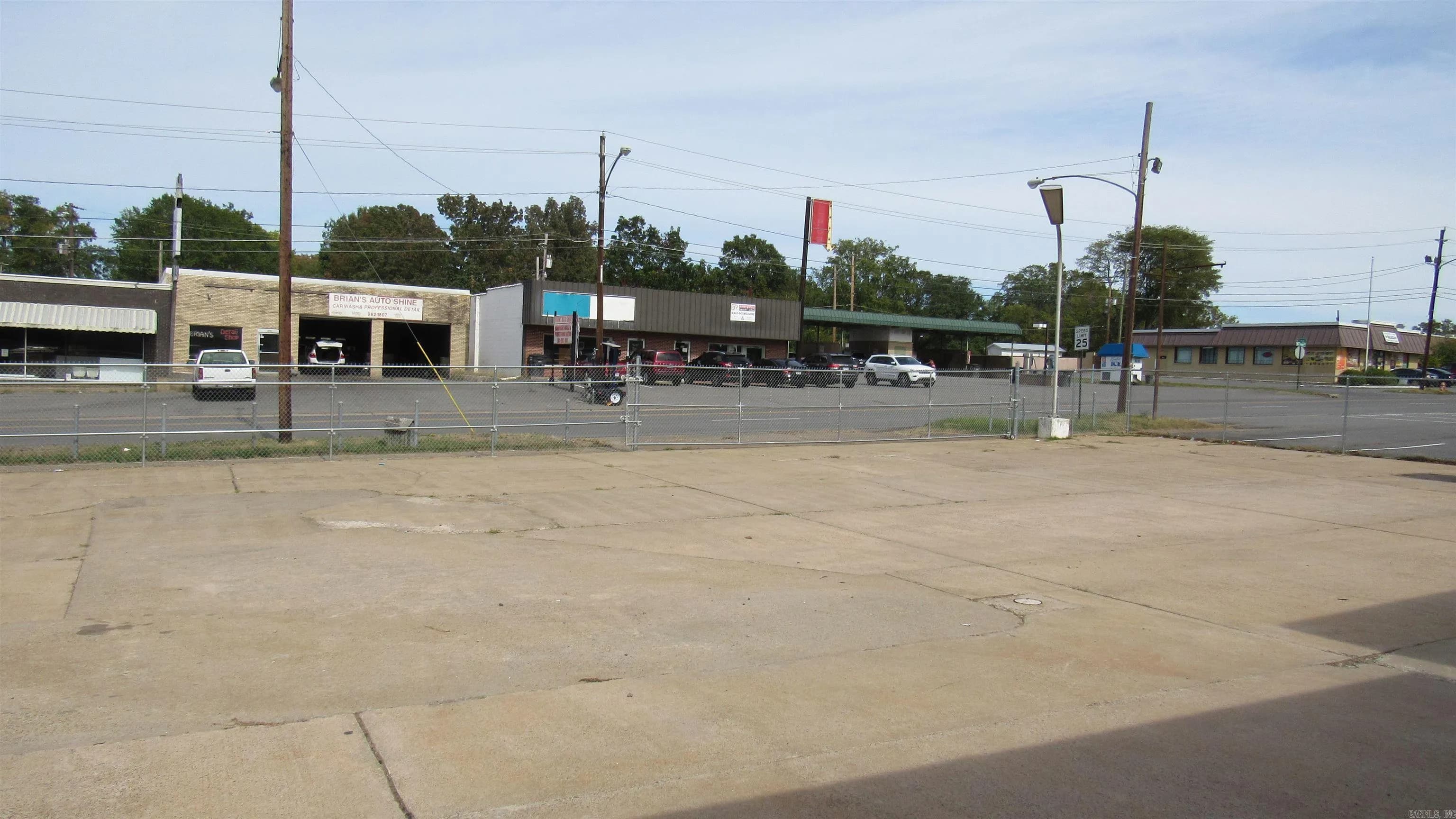 Property at 417 W Main - Image 10