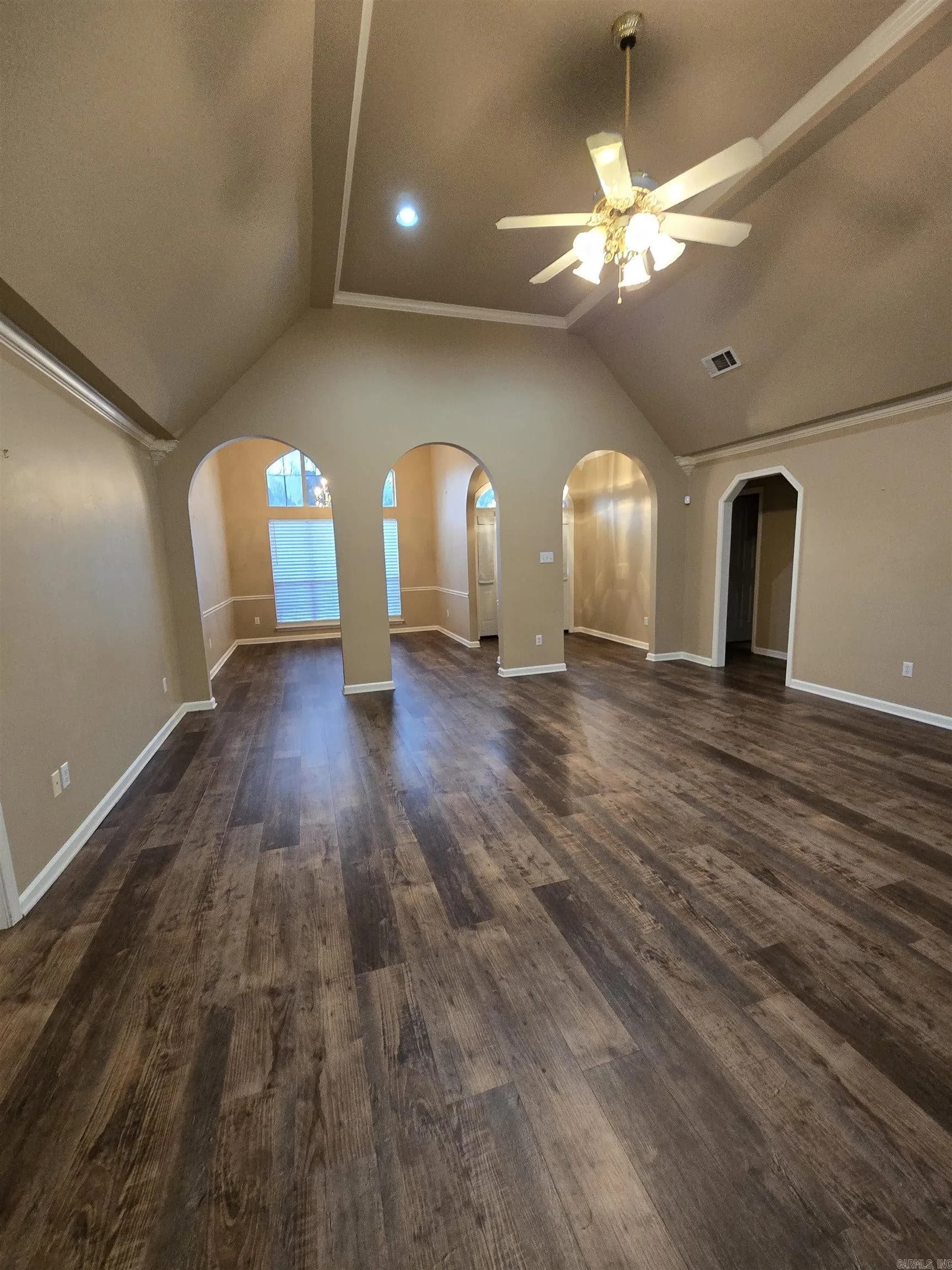 Property at 1015  River oaks - Image 4