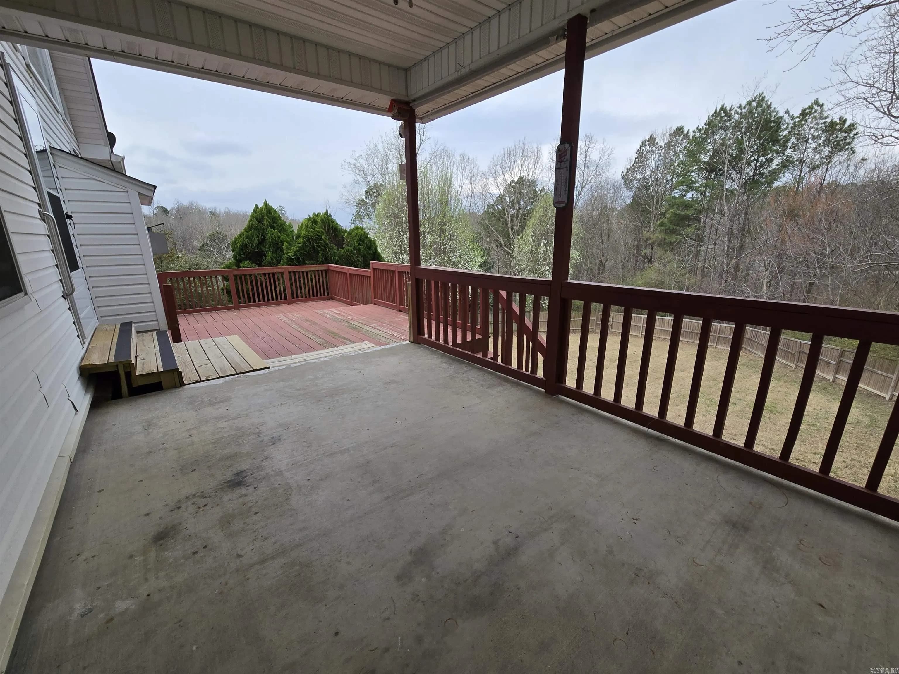 Property at 1015  River oaks - Image 24