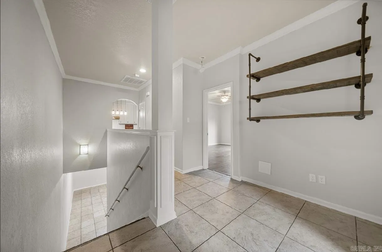Property at 381  Vista view - Image 29