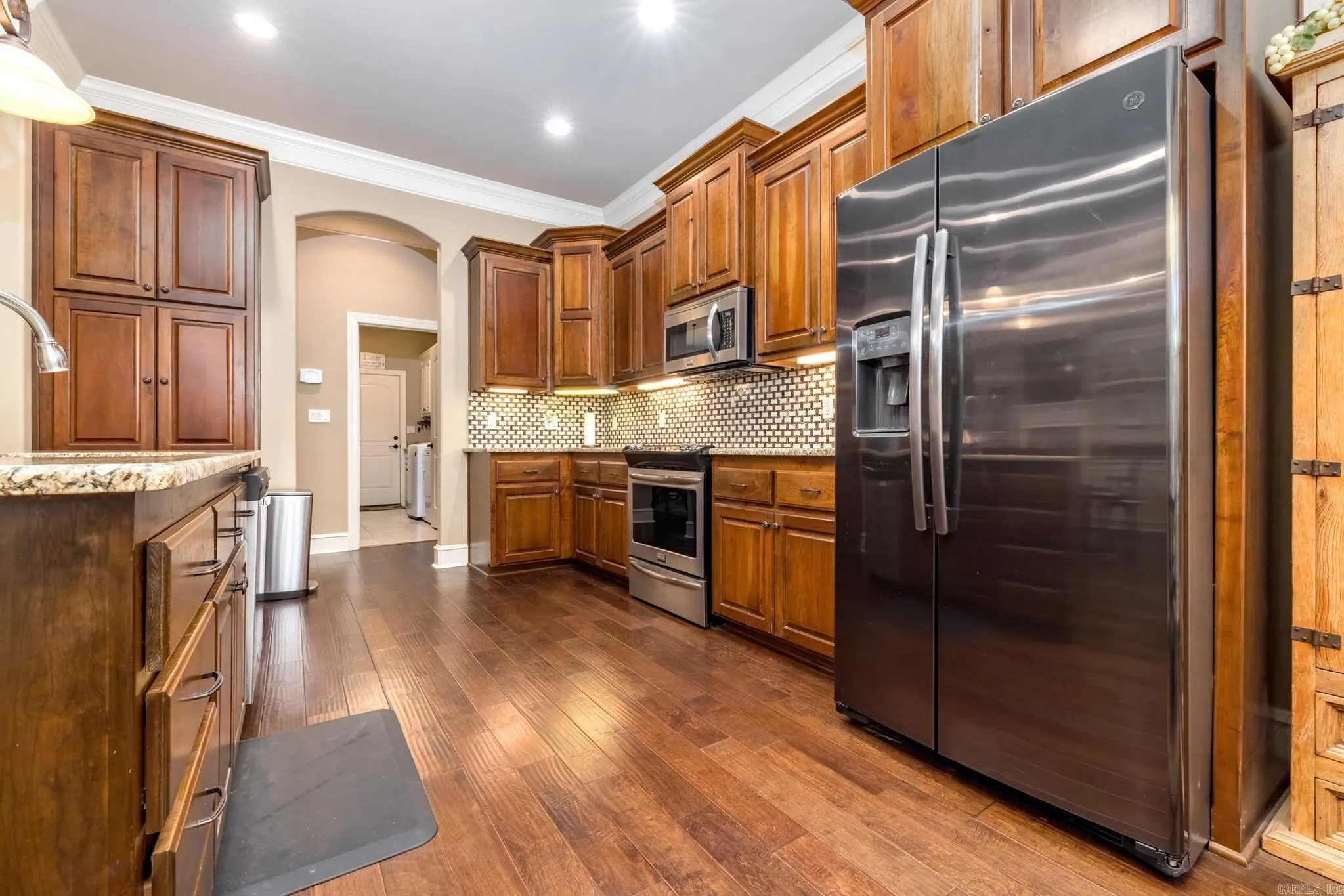 Property at 20  Victoria - Image 10