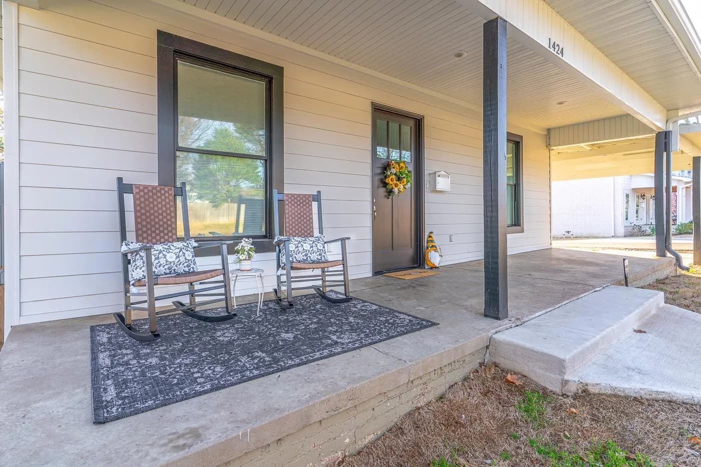 Property at 1424 S Church - Image 27