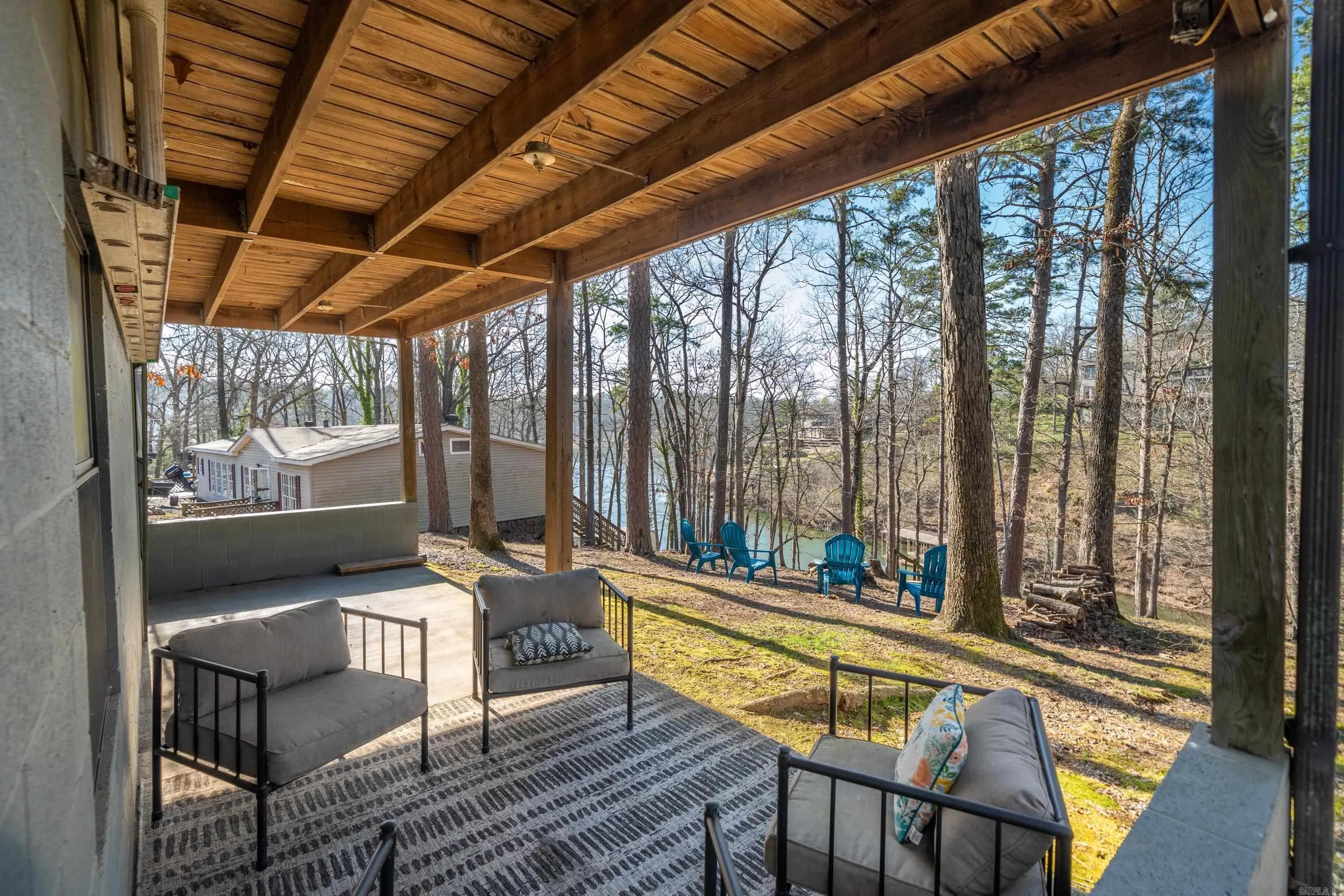 Property at 112  Lorraine st - Image 9