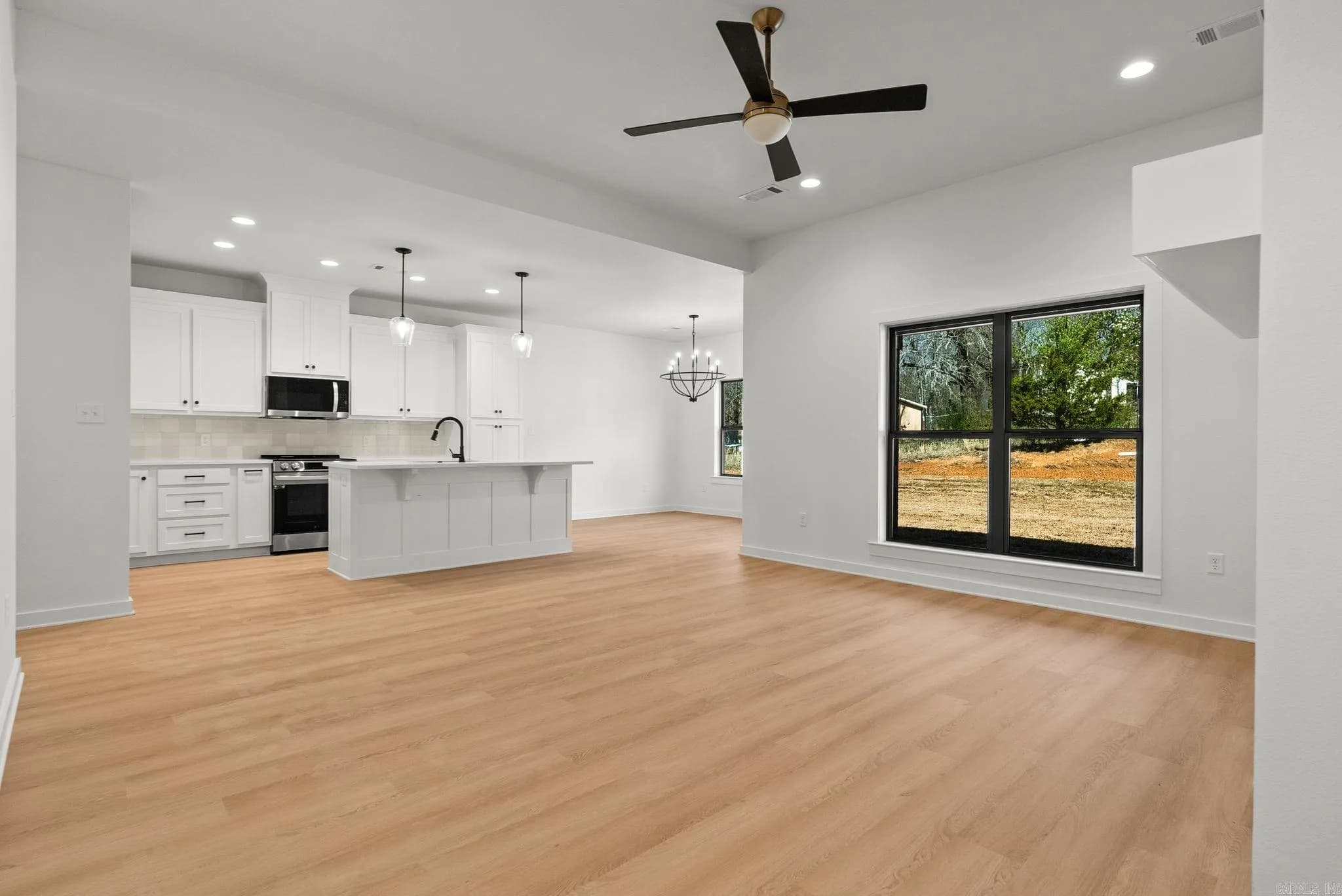 Property at 77  Lewis loop - Image 5