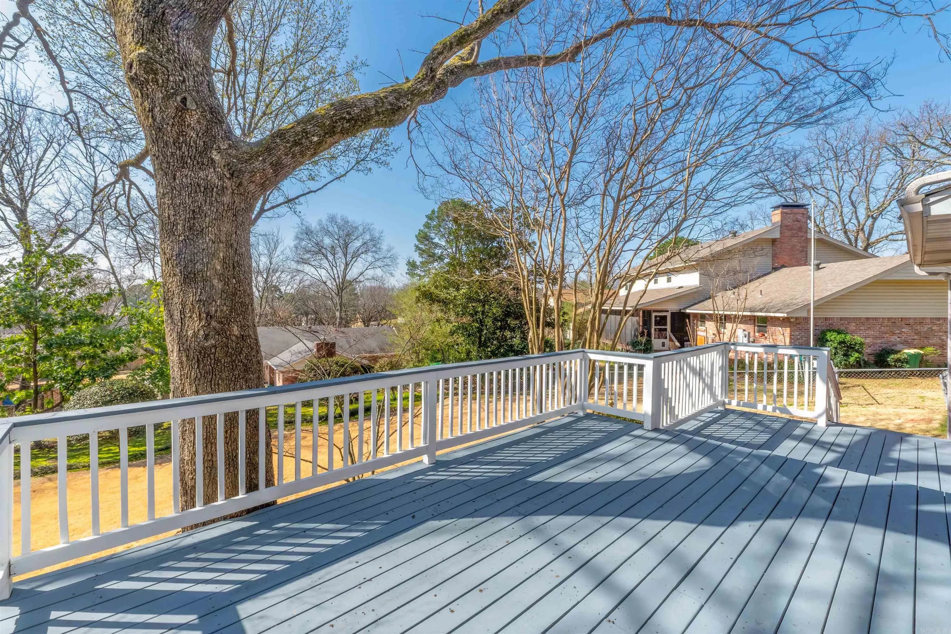 Property at 10807  Crestdale ln - Image 32