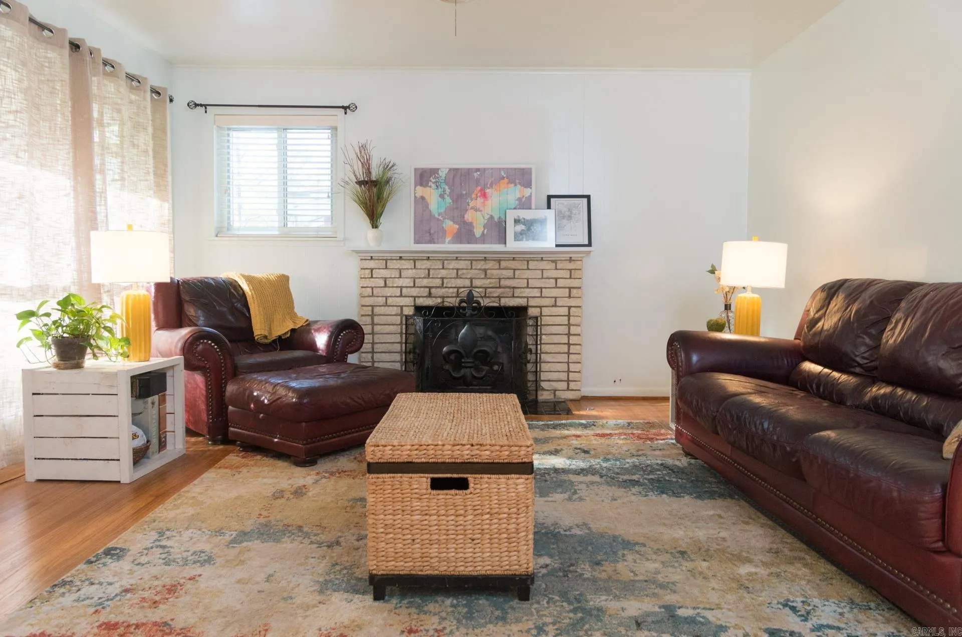 Property at 325  Oak - Image 3