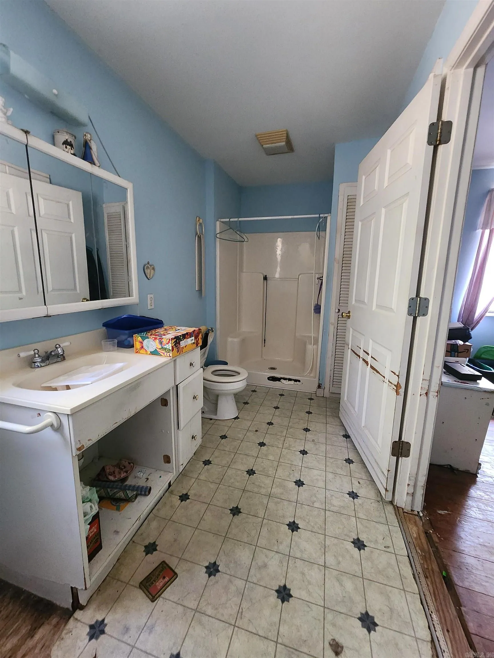 Property at 12416  Heinke - Image 9