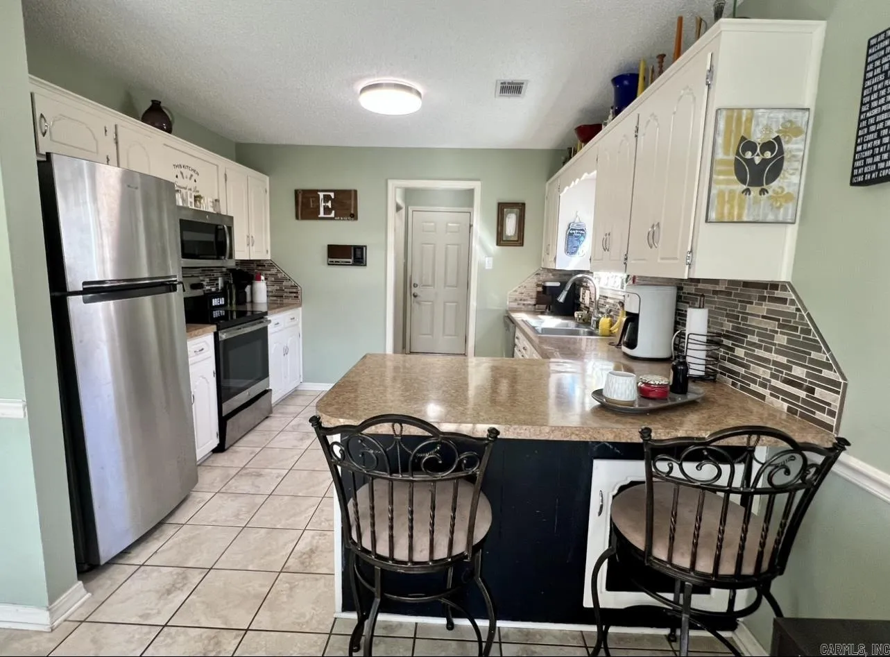 Property at 36  Jay - Image 7