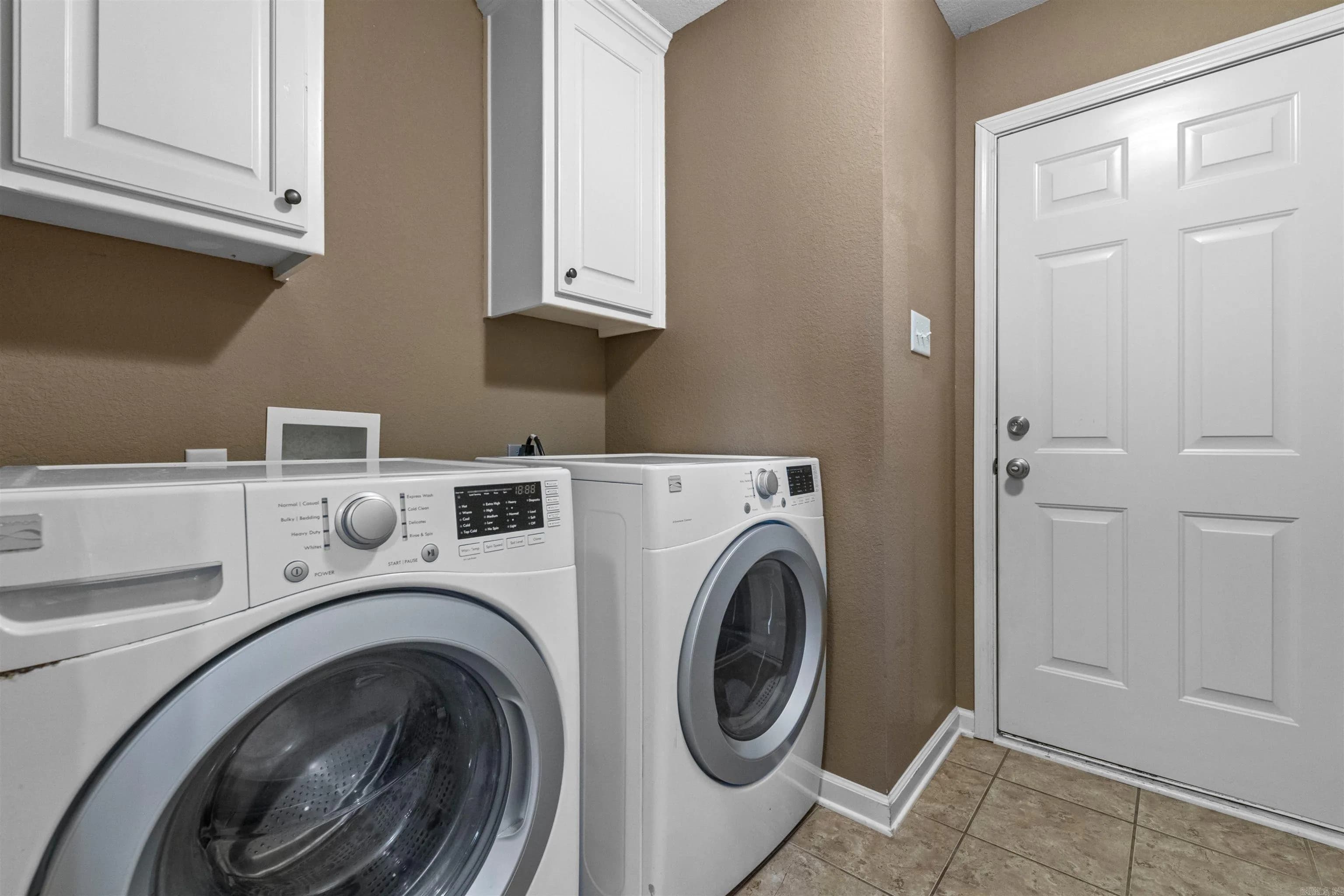 Property at 1112  Mesquite - Image 12