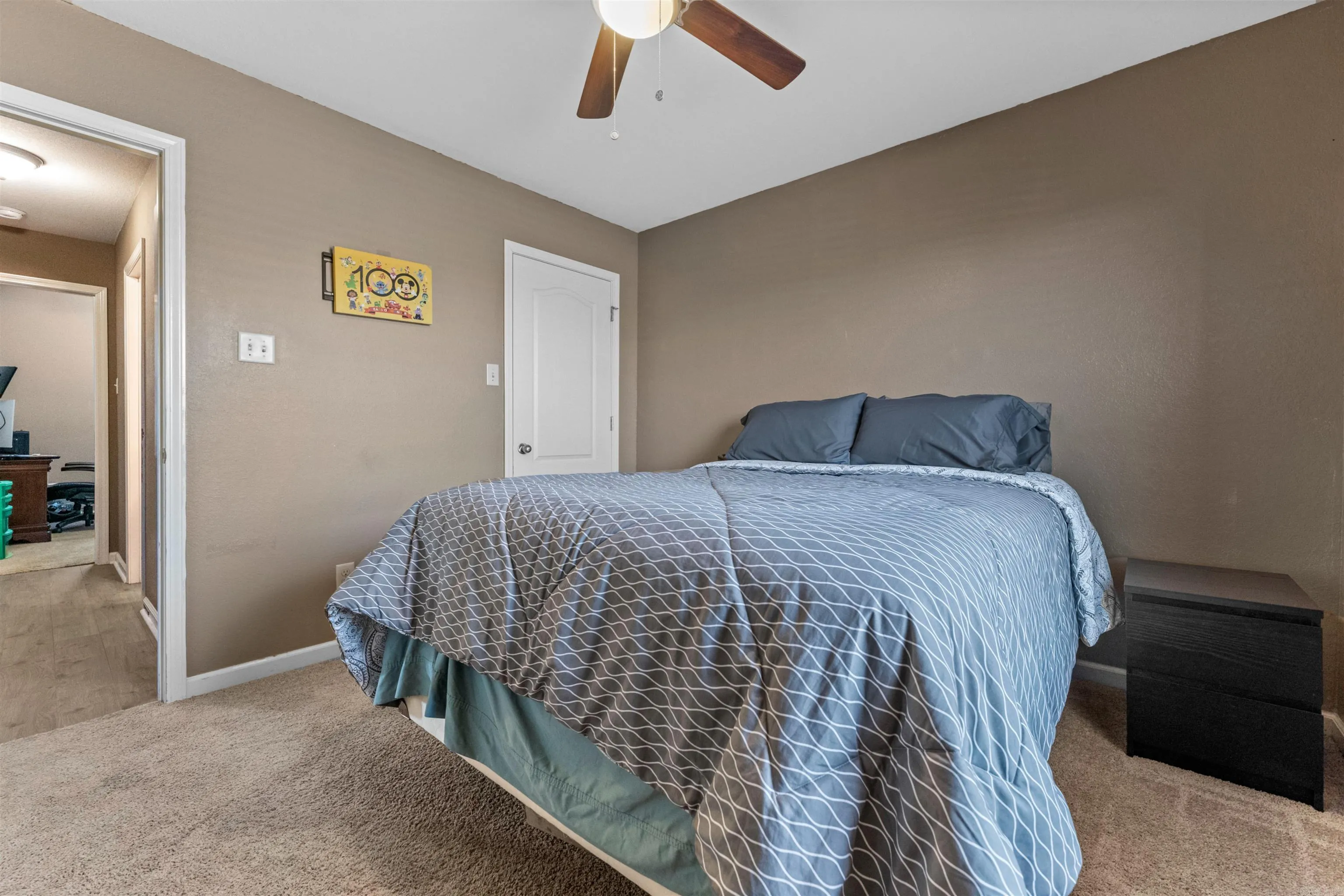 Property at 1112  Mesquite - Image 19