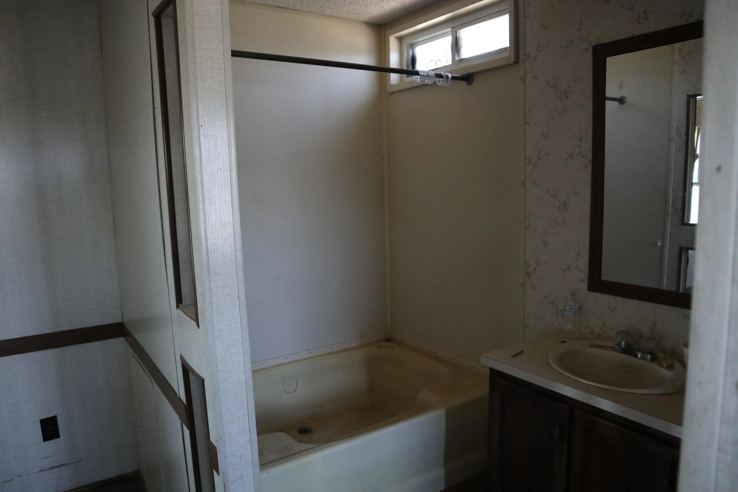 Property at 12942  Hwy 62/412 e - Image 16