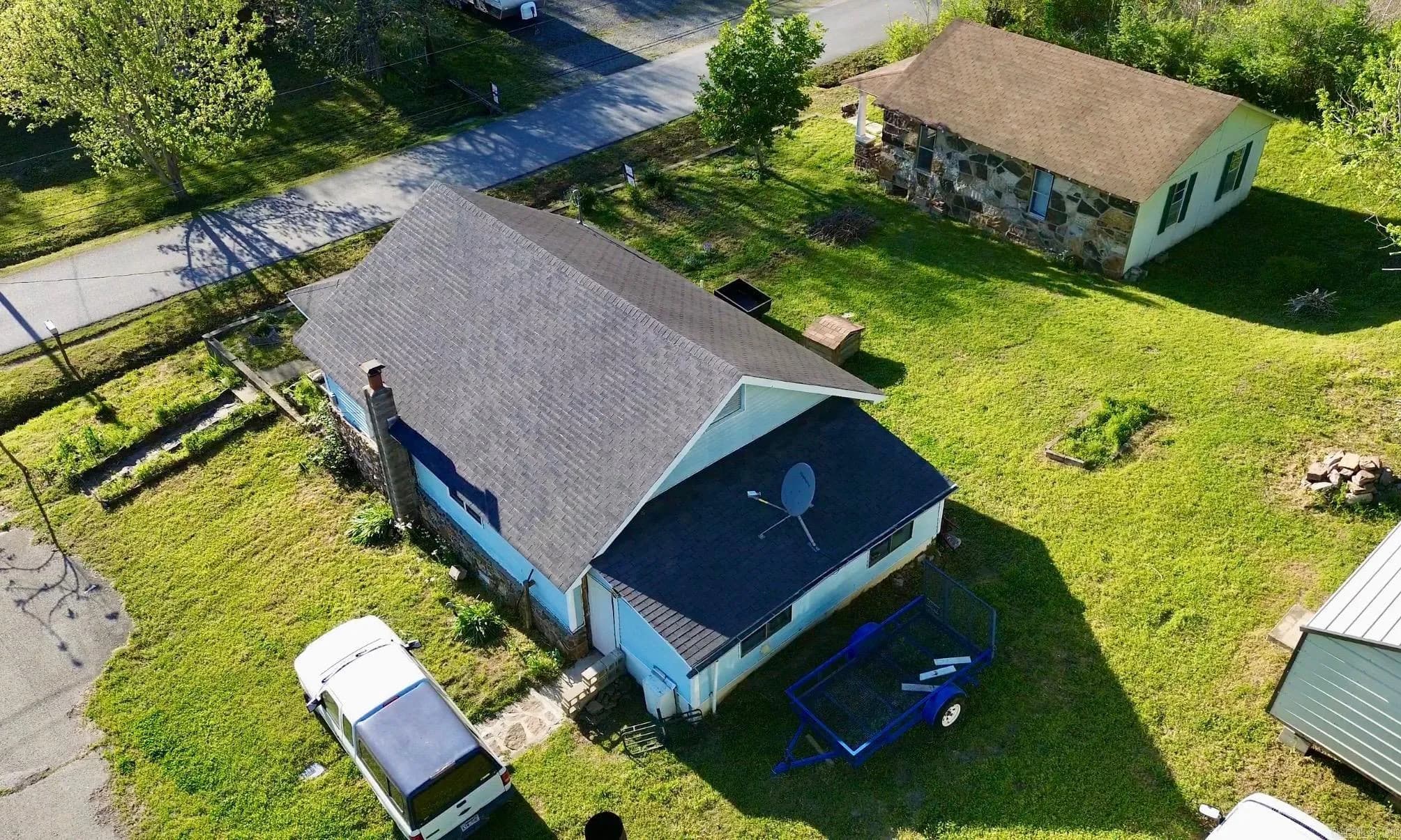 Property at 284  Sam - Image 11