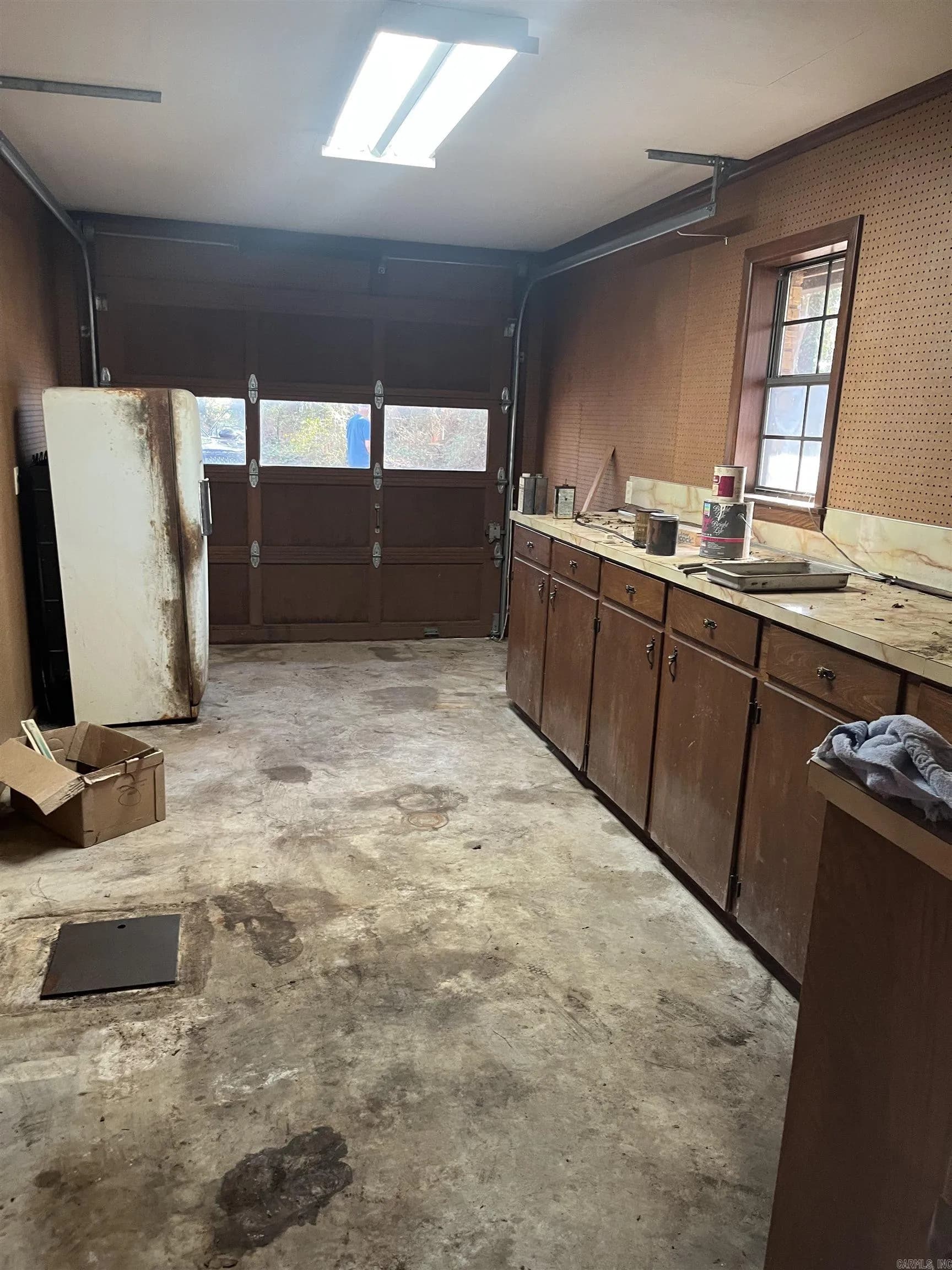 Property at 224  Chinquepin - Image 15