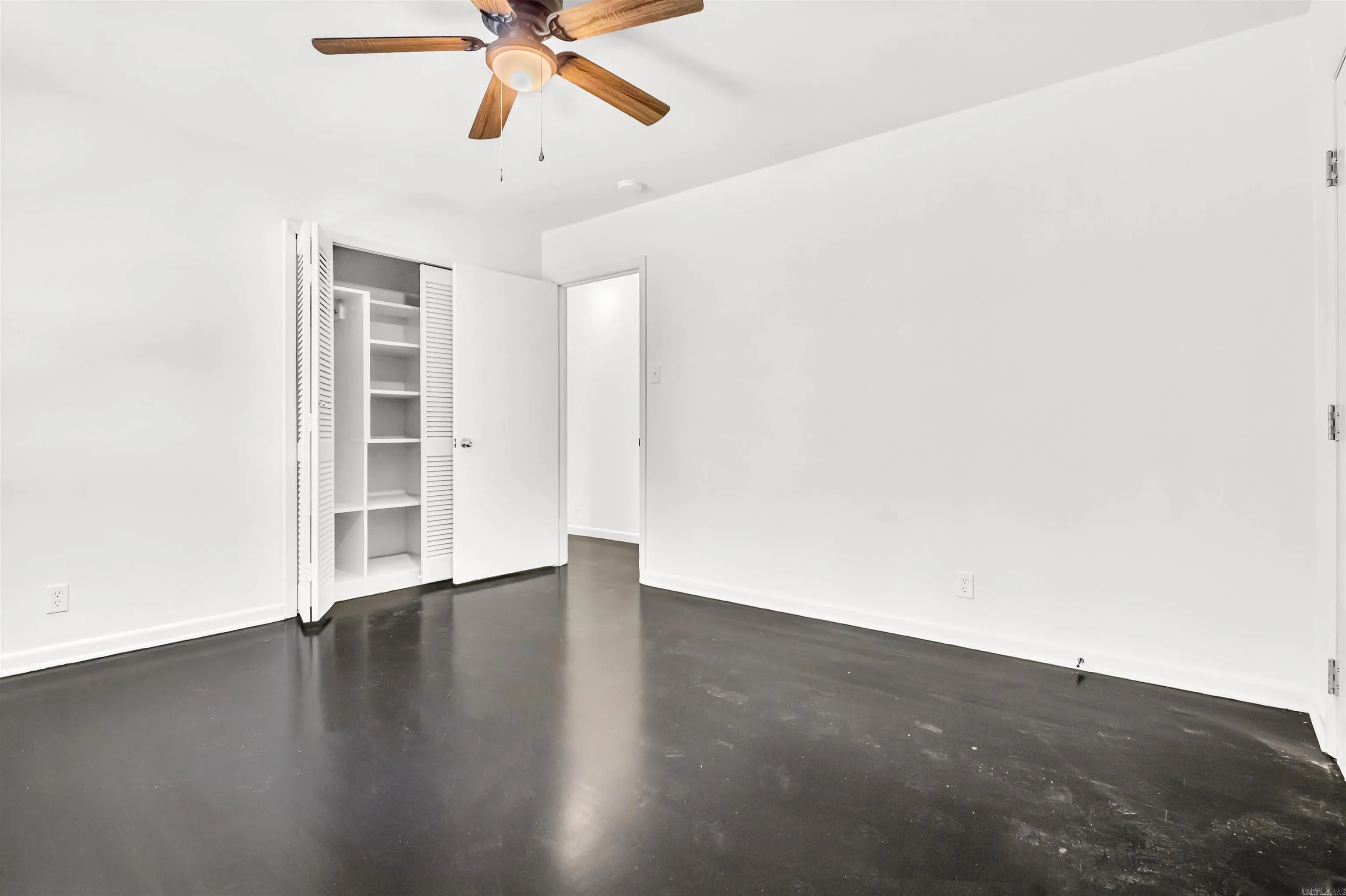 Property at 922  Scenic - Image 10