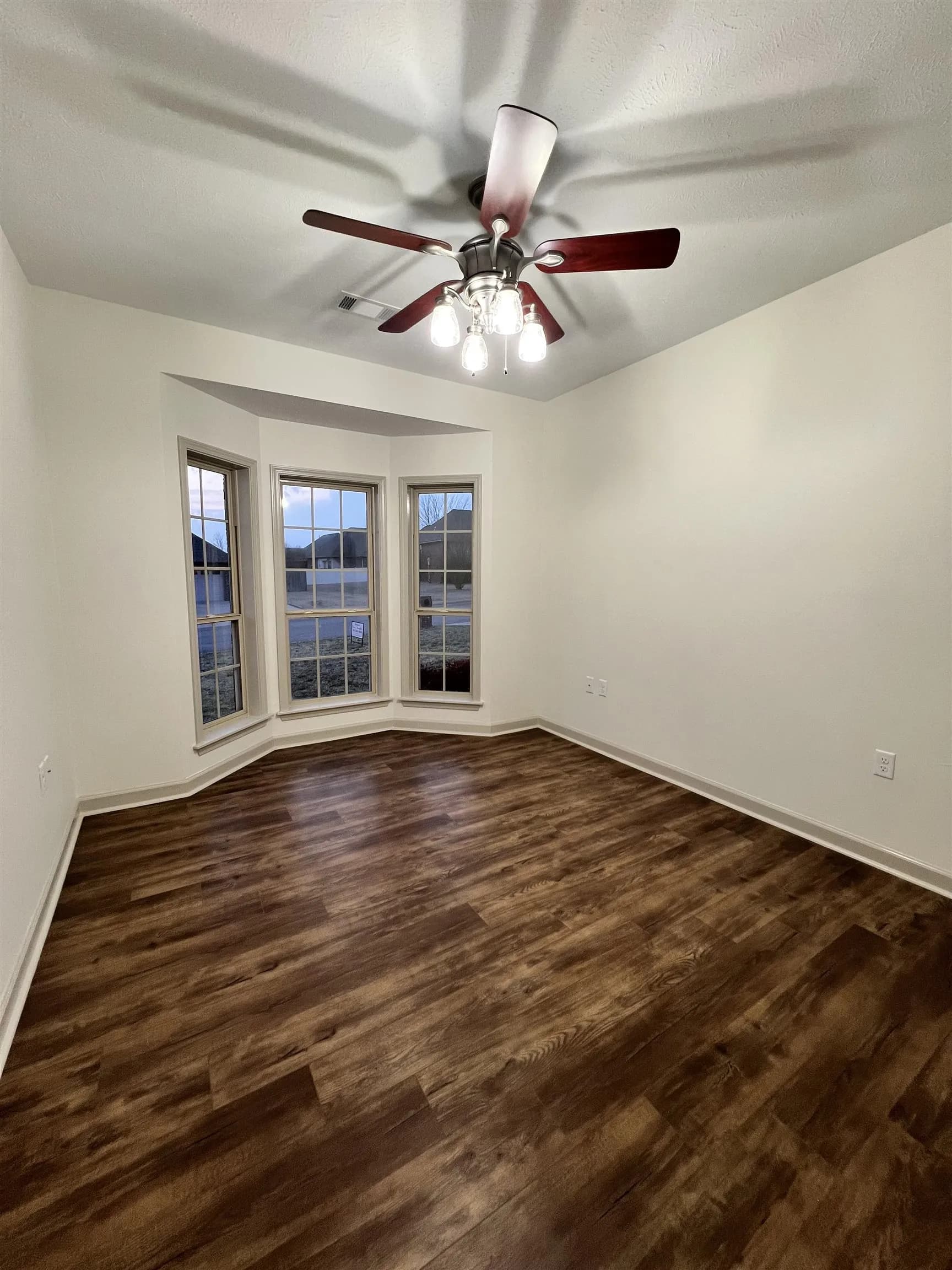 Property at 600  Llama - Image 12