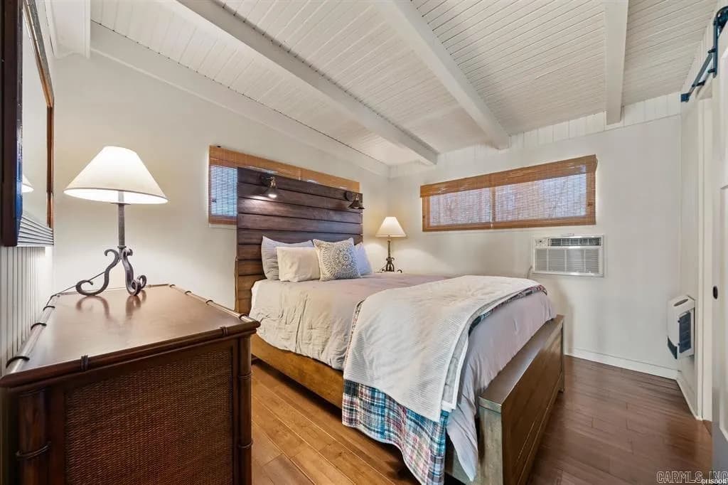 Property at 162  Burkwall - Image 33