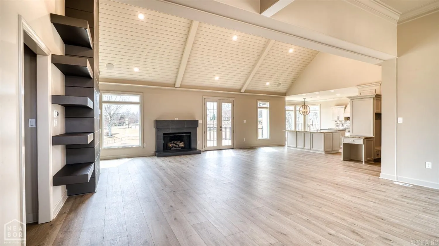 Property at 3617  Riviera - Image 11