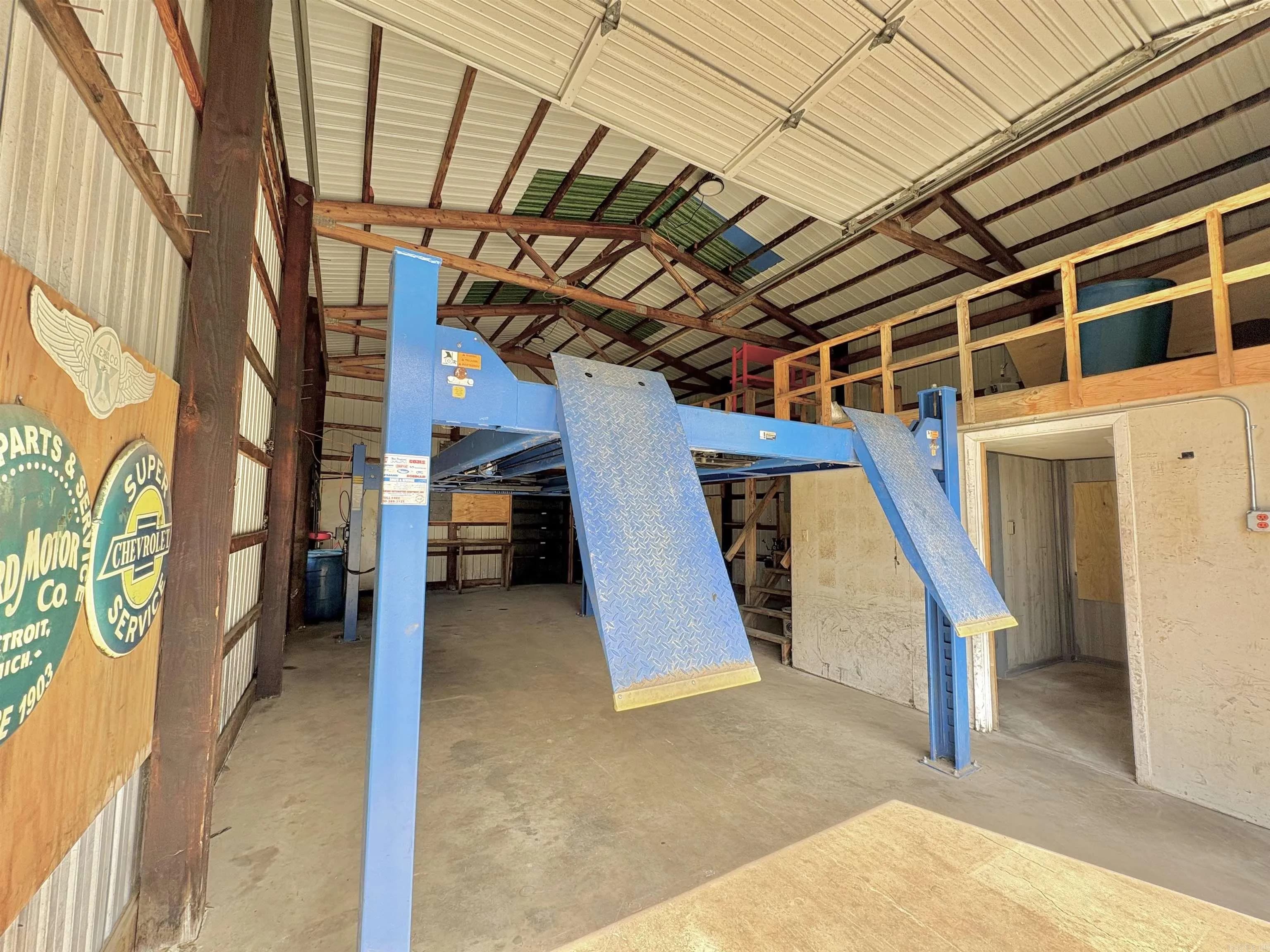 Property at 1300 W Center - Image 8