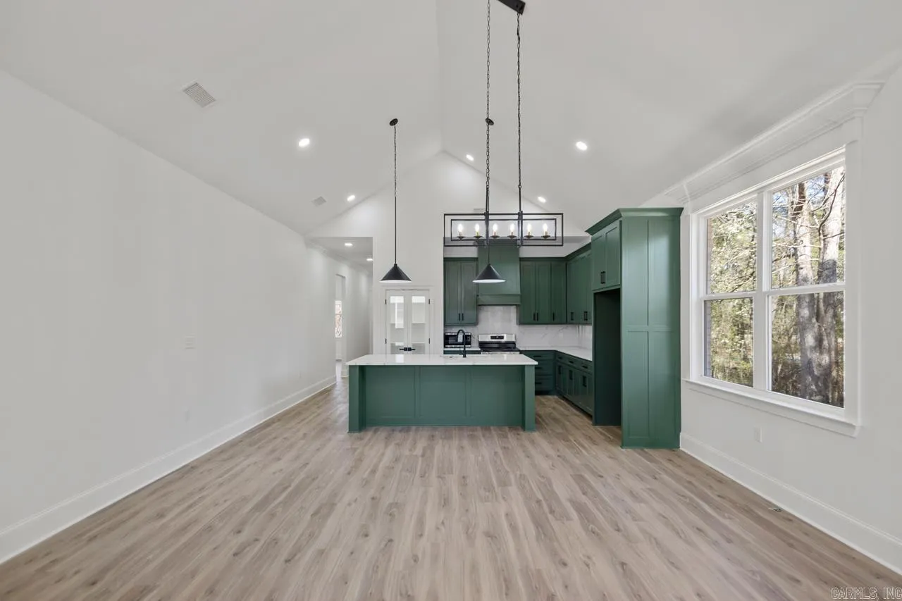 Property at 13505  Alexander - Image 14