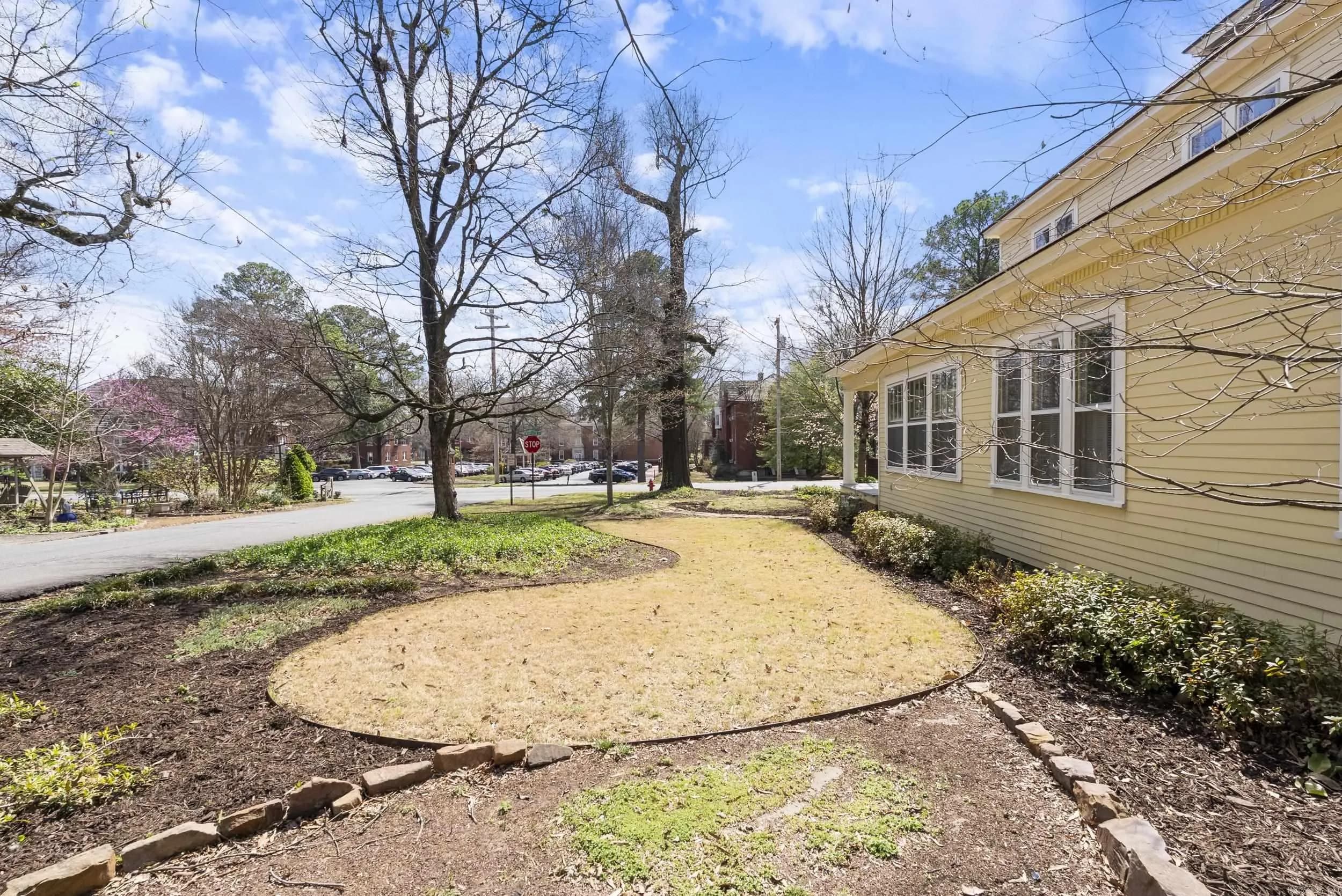Property at 1204  Winfield - Image 44