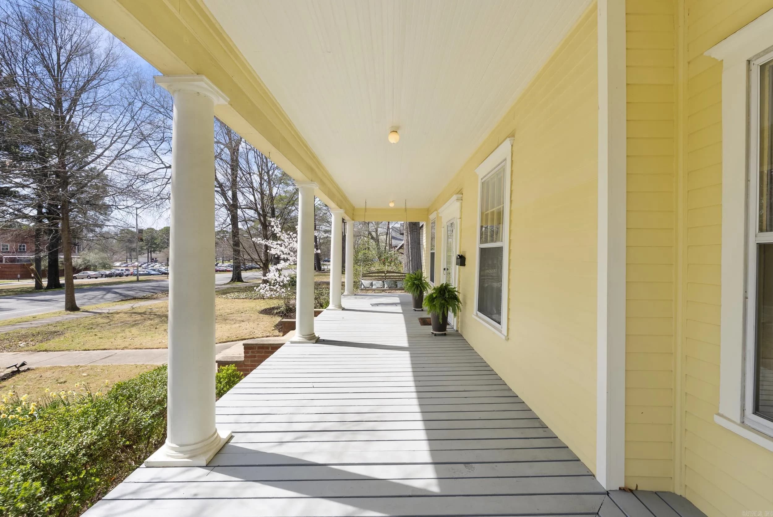 Property at 1204  Winfield - Image 6