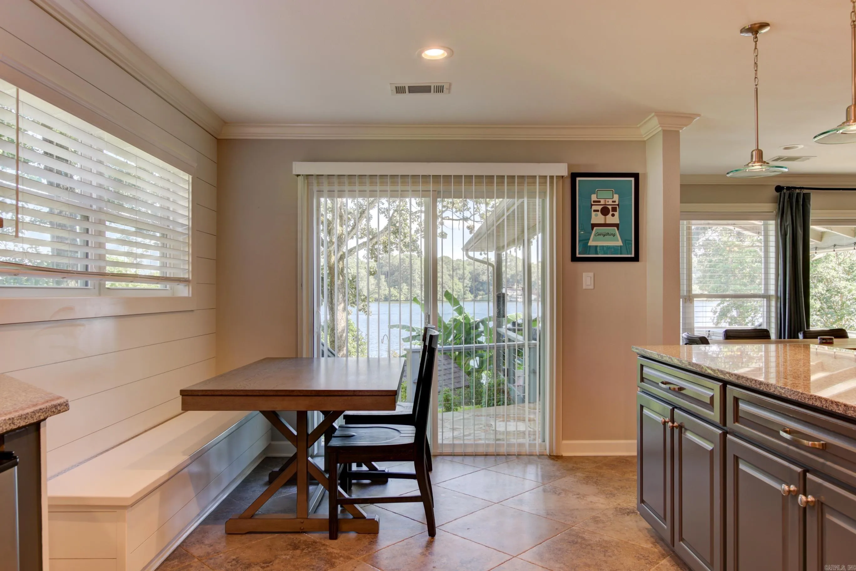 Property at 207 W West mountain view - Image 19