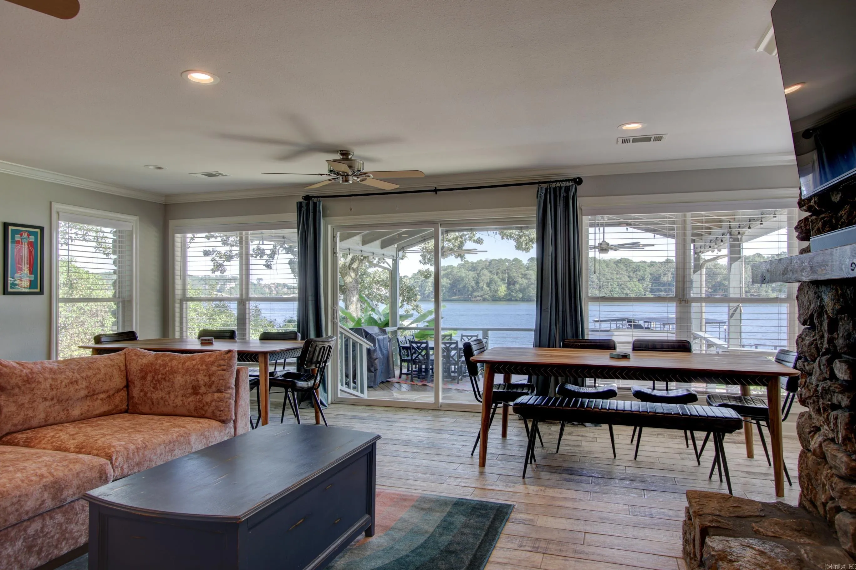 Property at 207 W West mountain view - Image 23