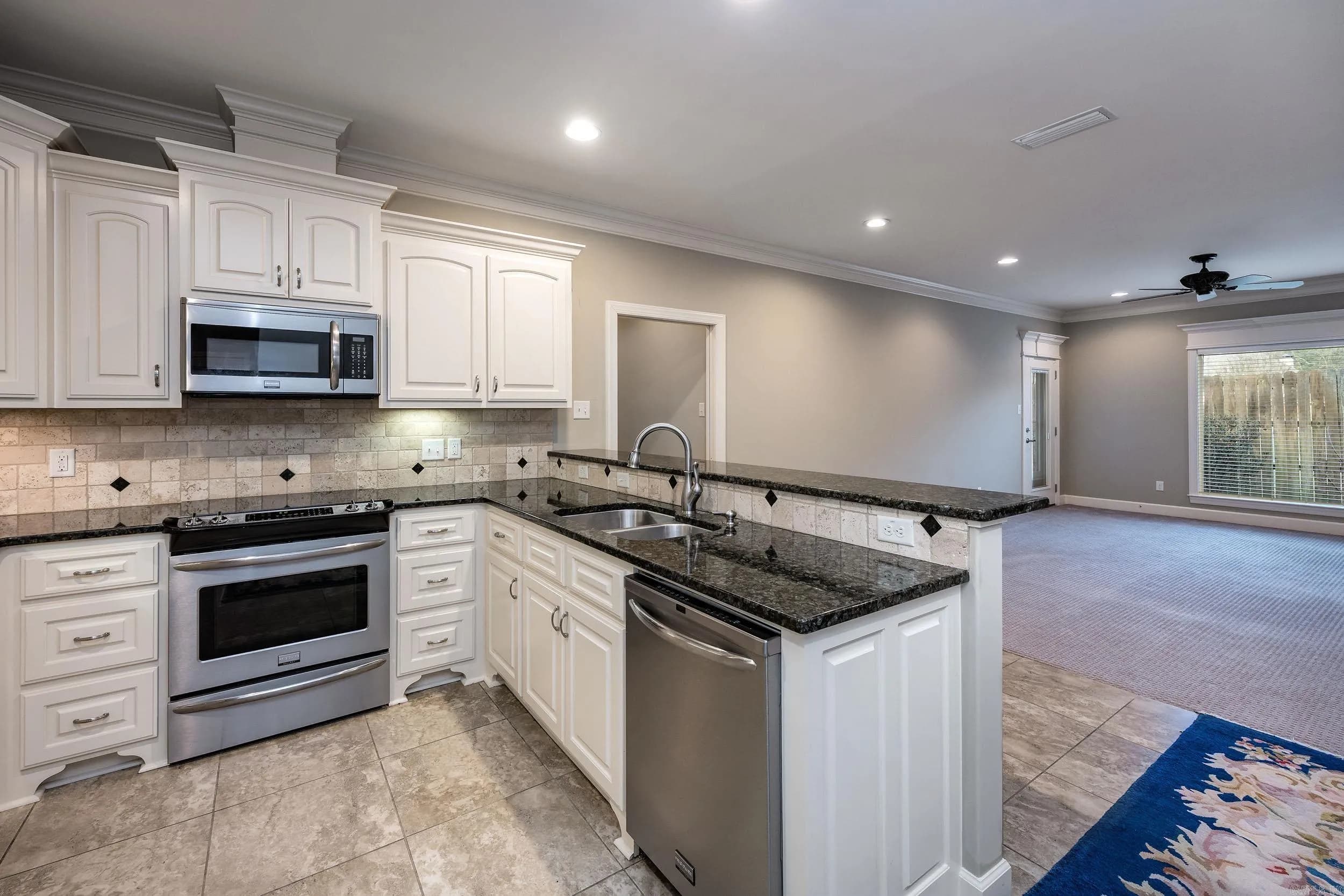 Property at 5  Stone creek - Image 38